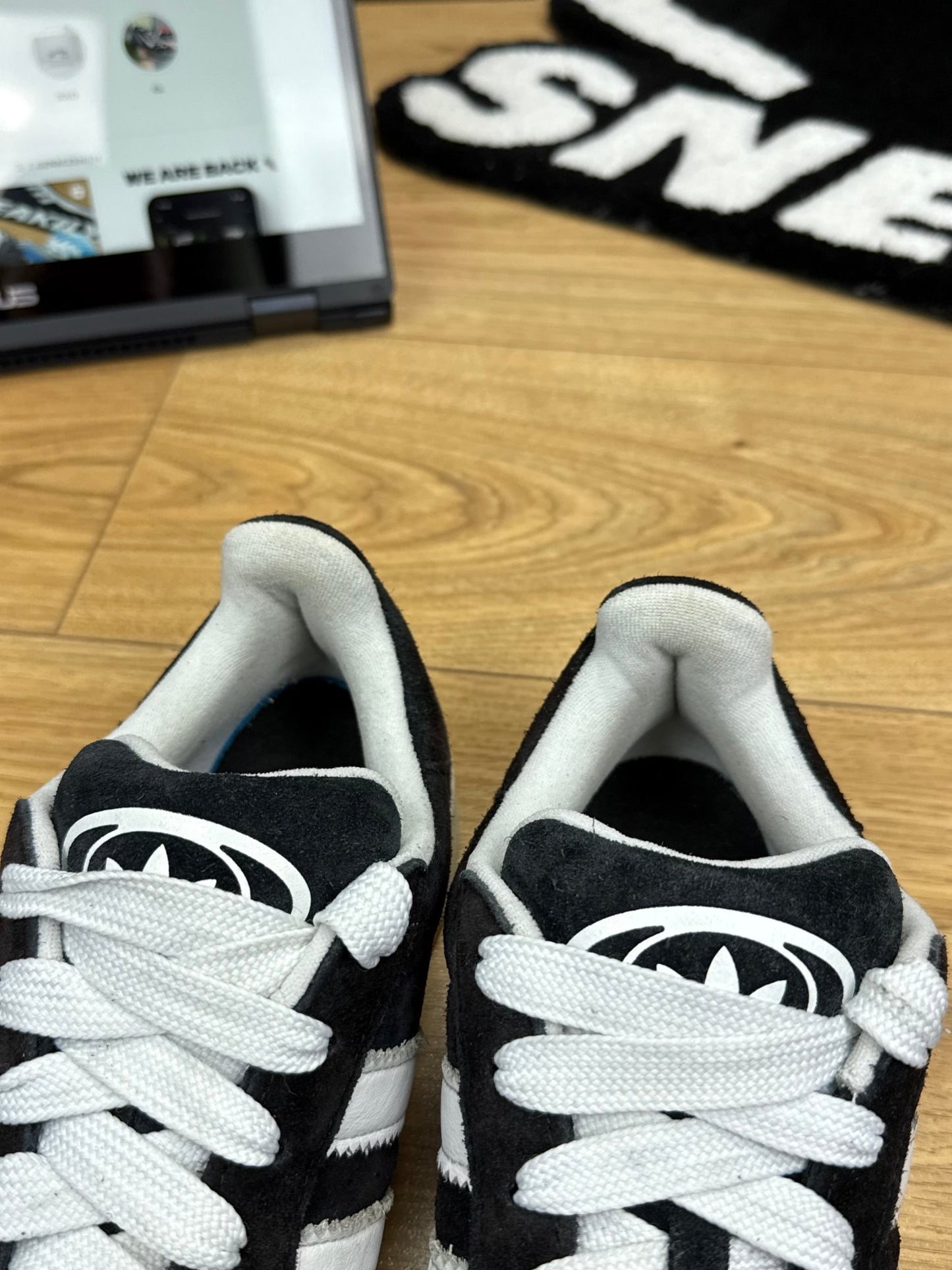 Adidas Campus (44)