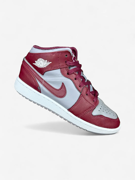Nike Air Jordan 1 Mid (36.5)