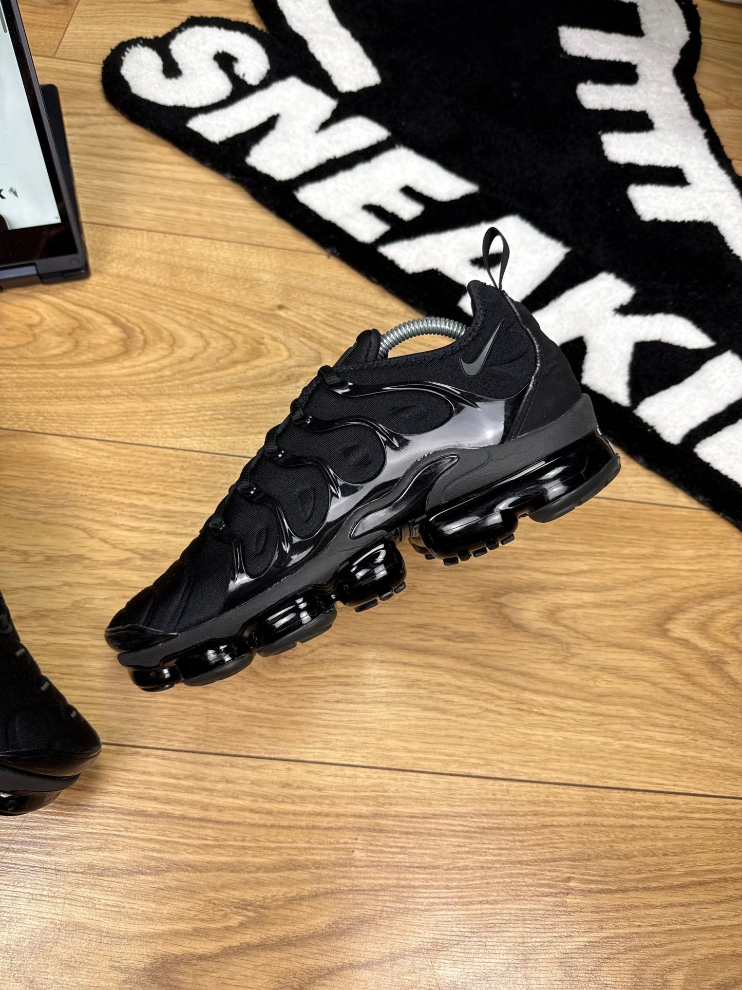Nike Air Vapormax Plus (42.5)