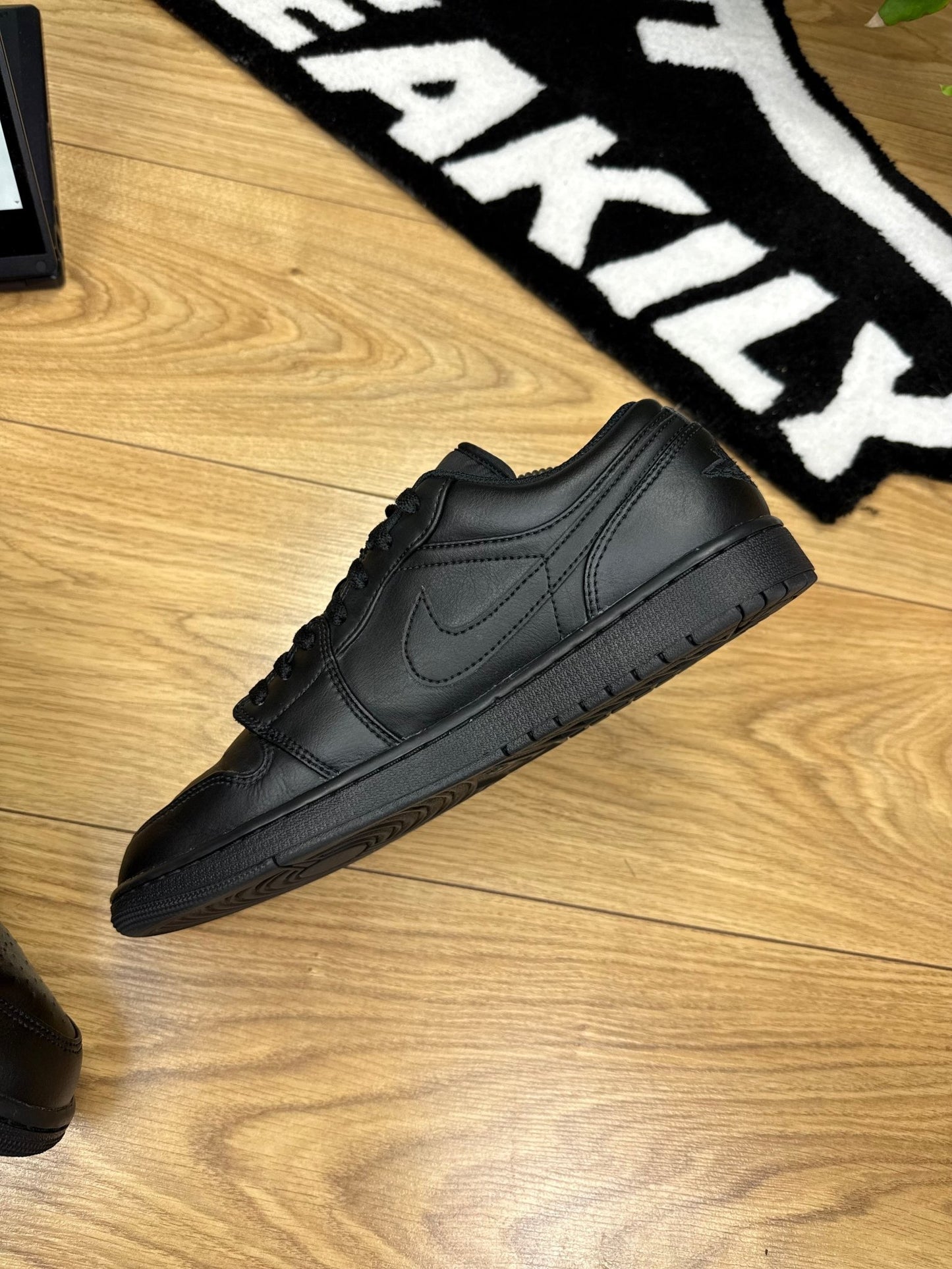 Nike Air Jordan 1 Low (44)
