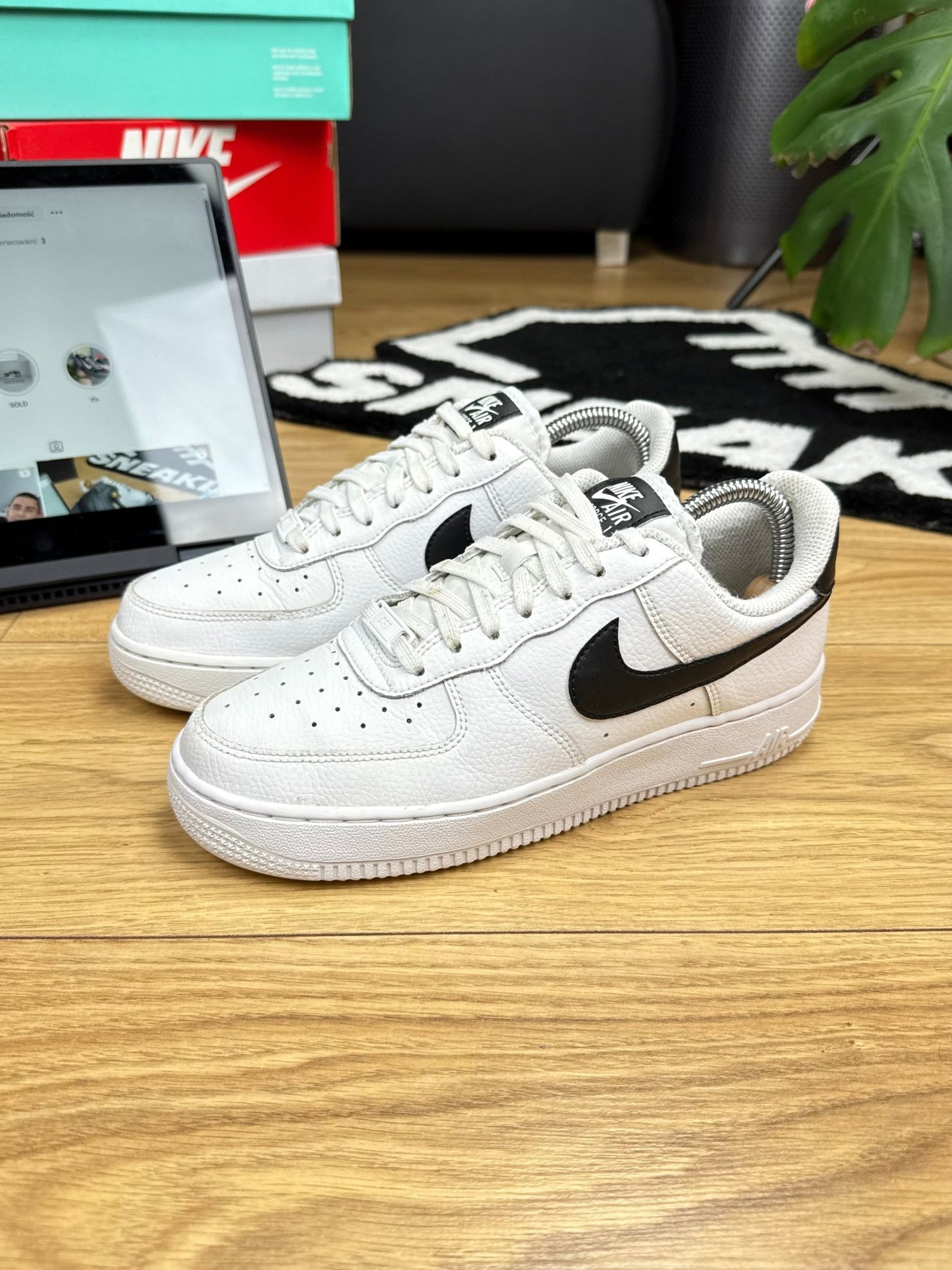 Nike Air Force 1 Low (38.5)