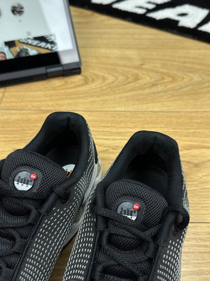 Nike Air Max DN (41)