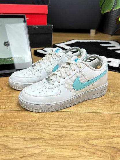 Nike Air Force 1 Low (40)