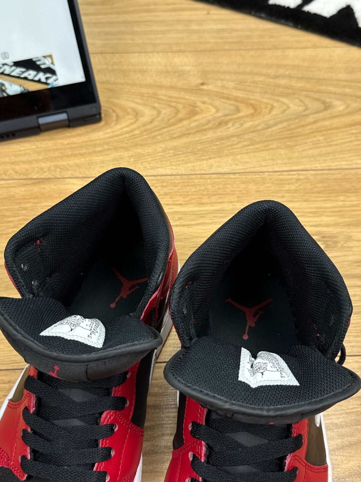 Nike Air Jordan 1 Mid (42.5)