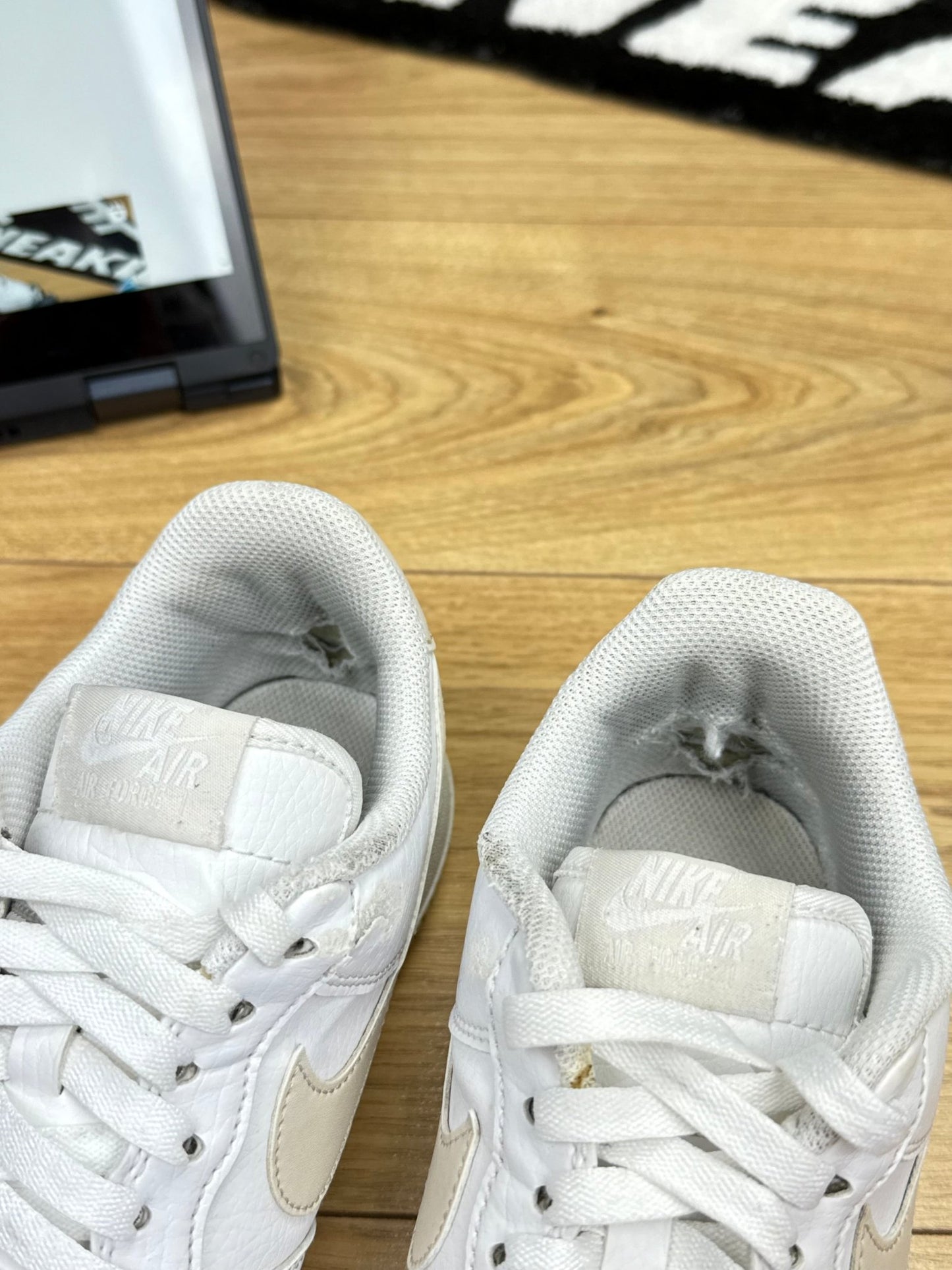 Nike Air Force 1 Low (40.5)