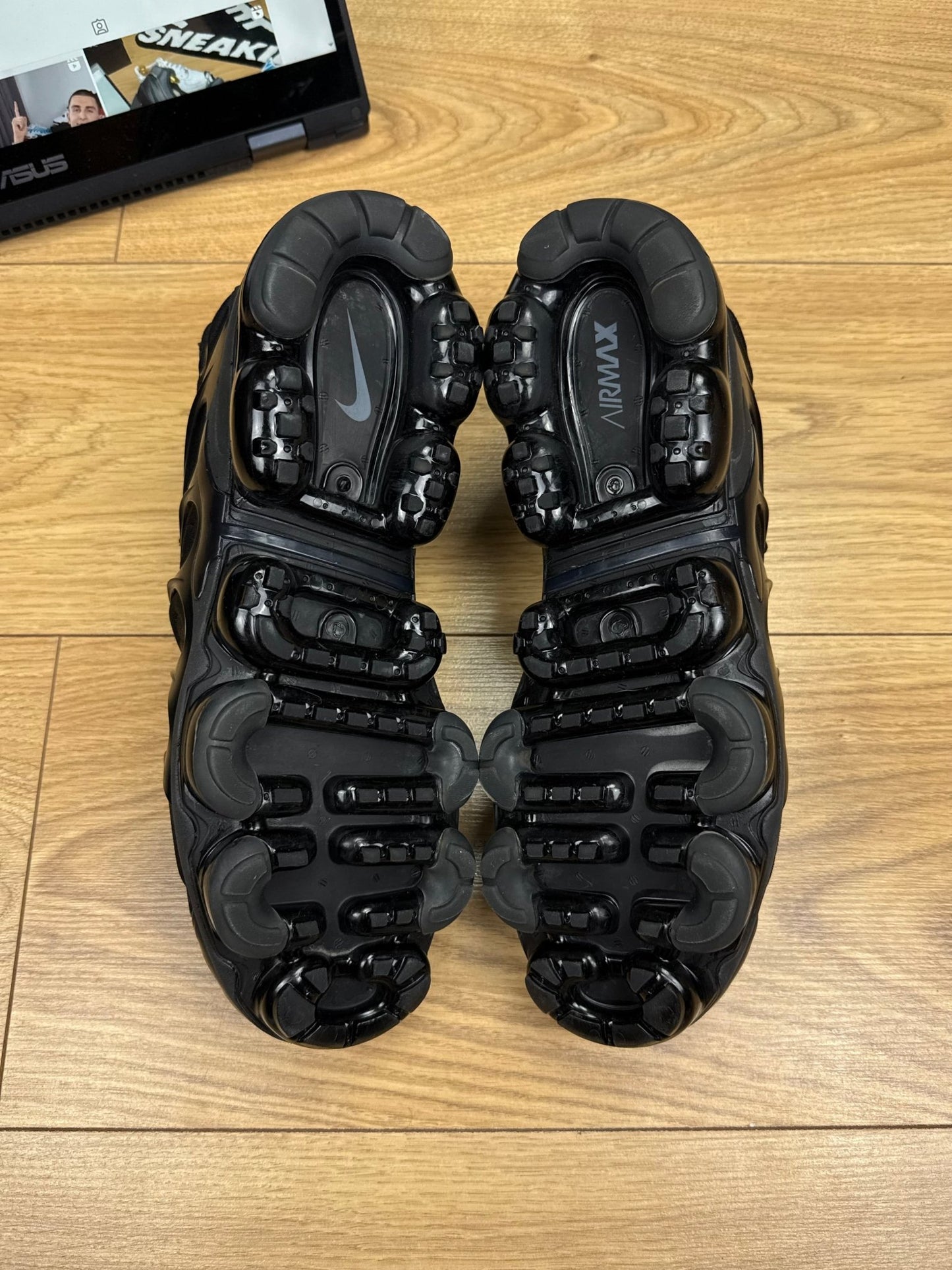 Nike Air Vapormax Plus (43)