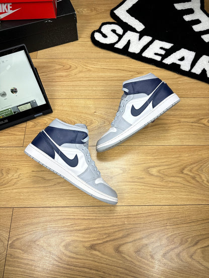 Nike Air Jordan 1 Mid (43)
