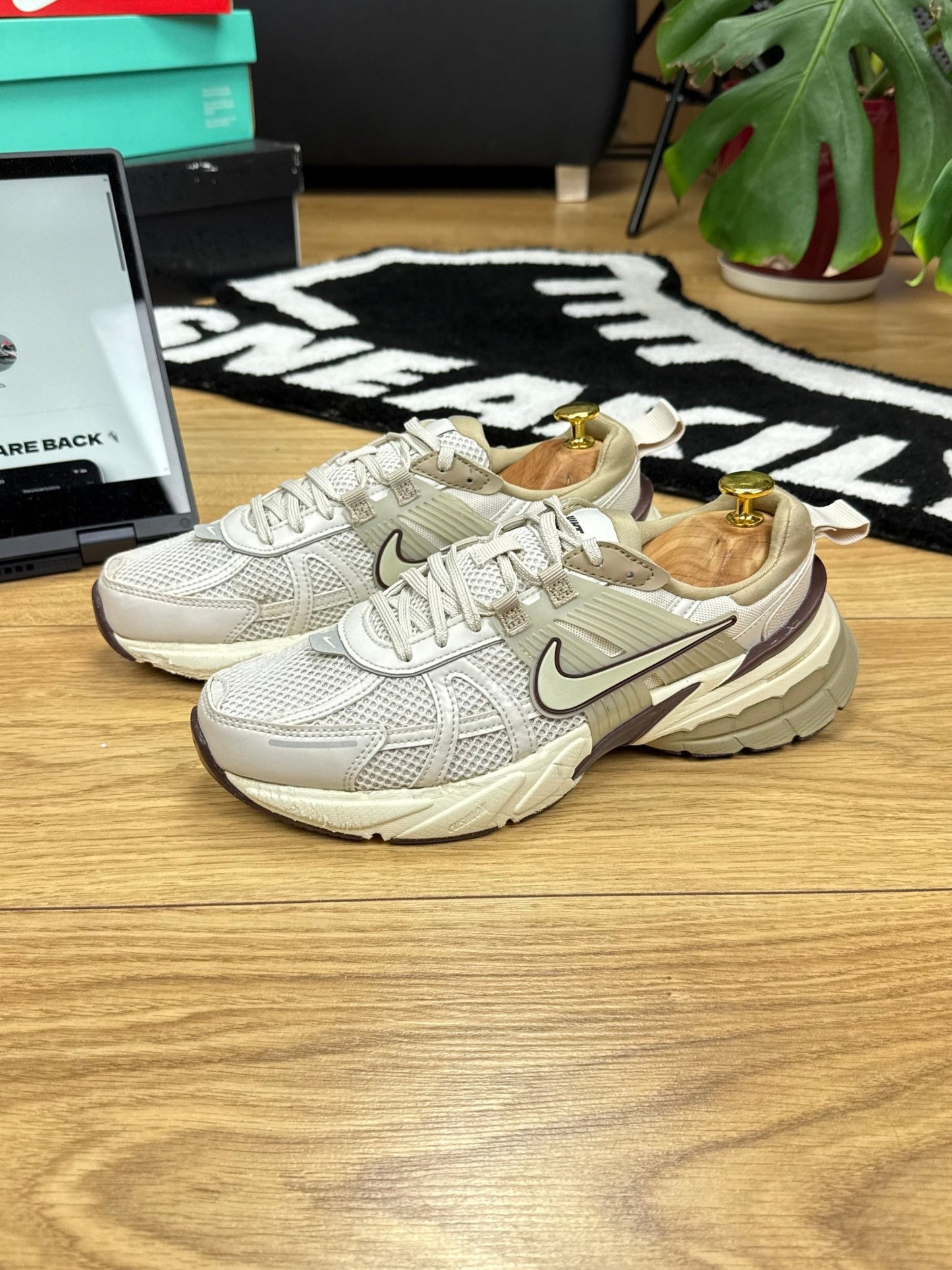 Nike Air Force 1 Low (40)