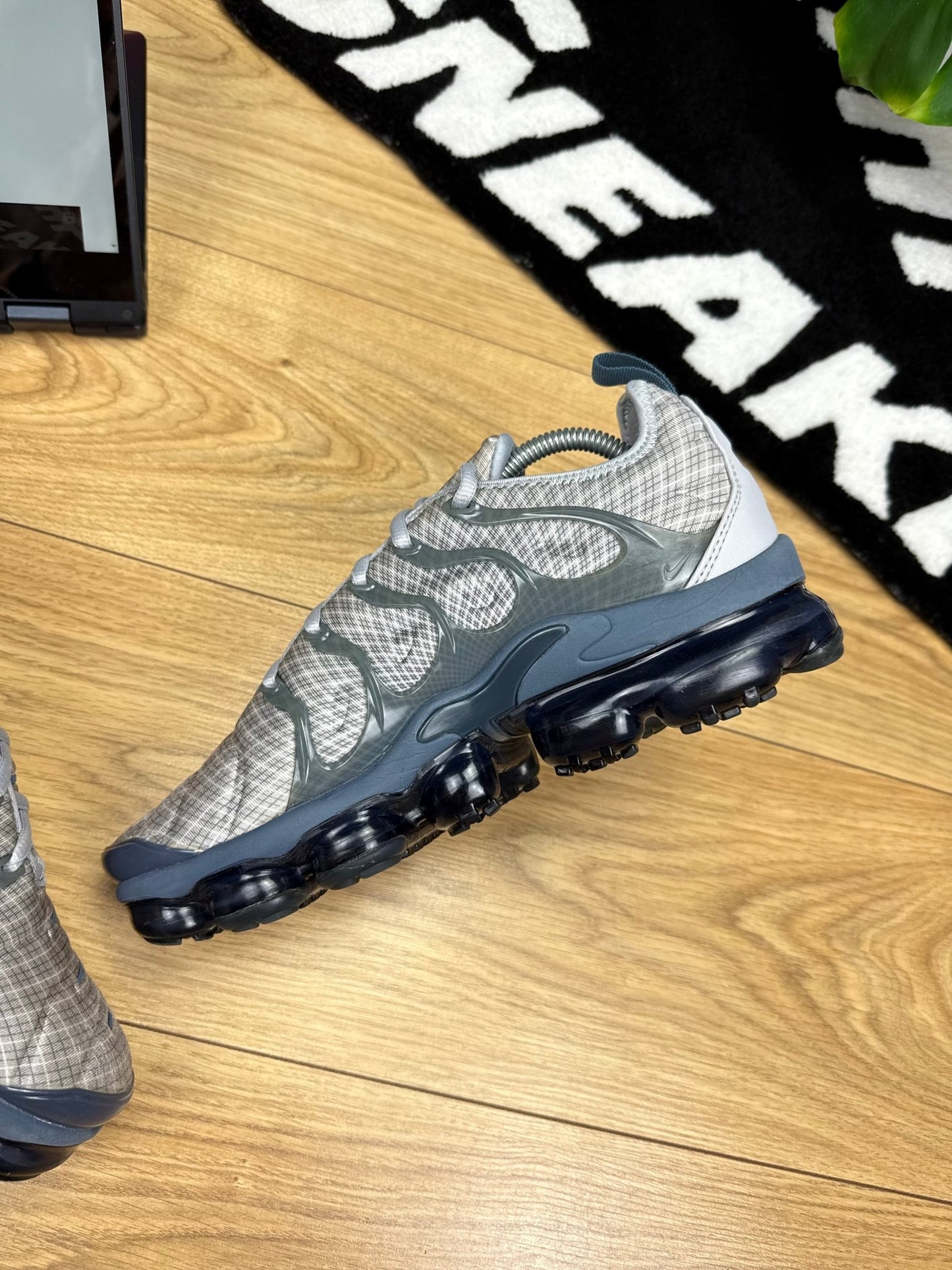 Nike Air Vapormax Plus (42)