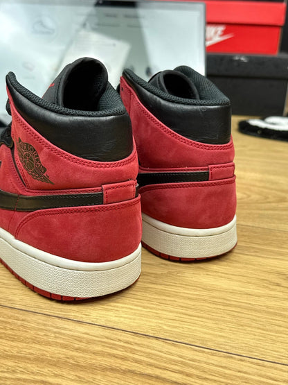Nike Air Jordan 1 Mid (42)