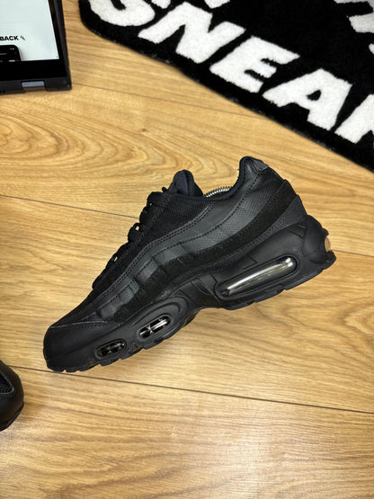 Nike Air Max 95 (42)