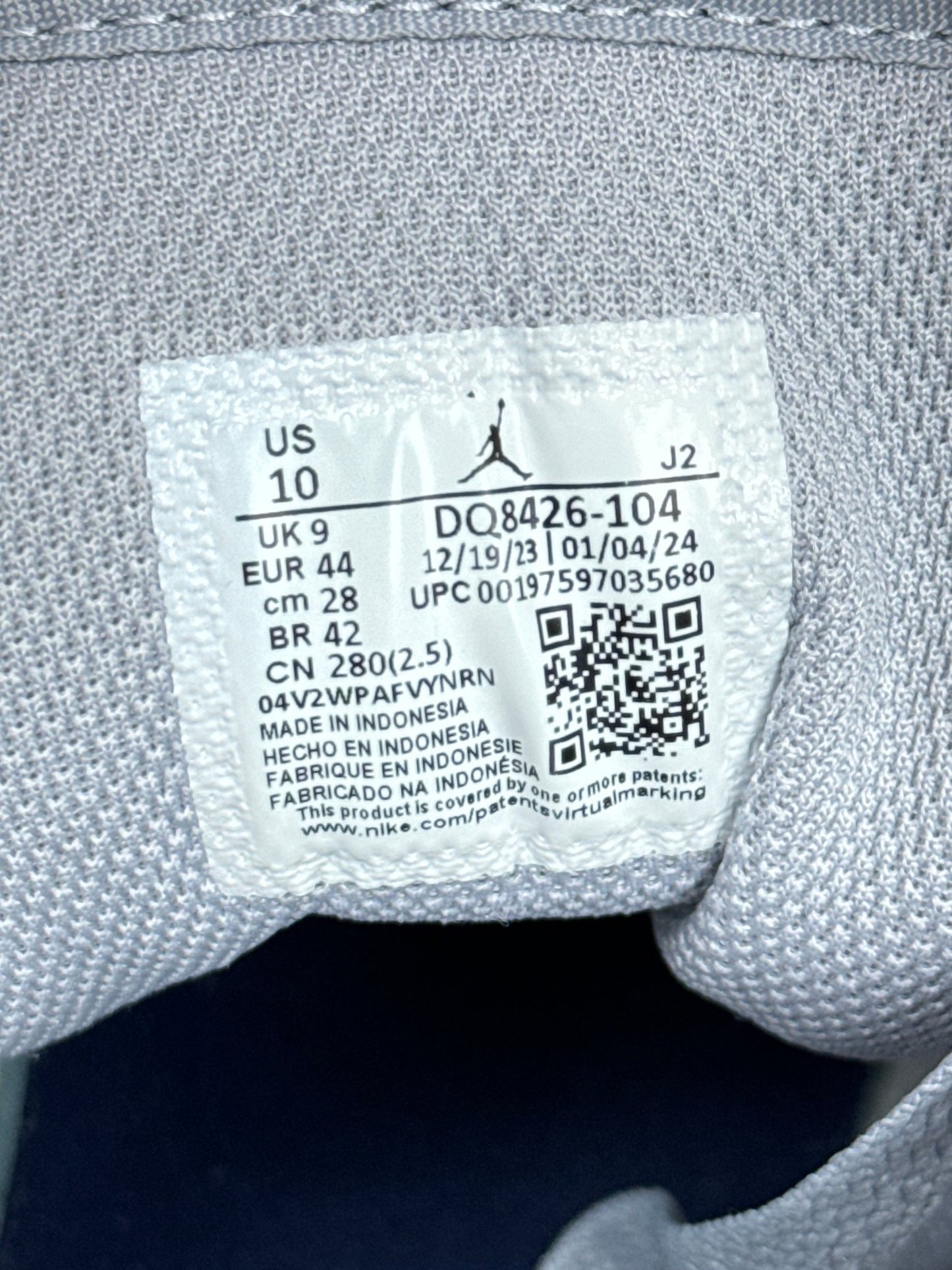 Nike Air Jordan 1 Mid (44)