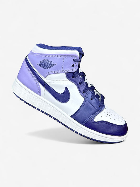 Nike Air Jordan 1 Mid (40)