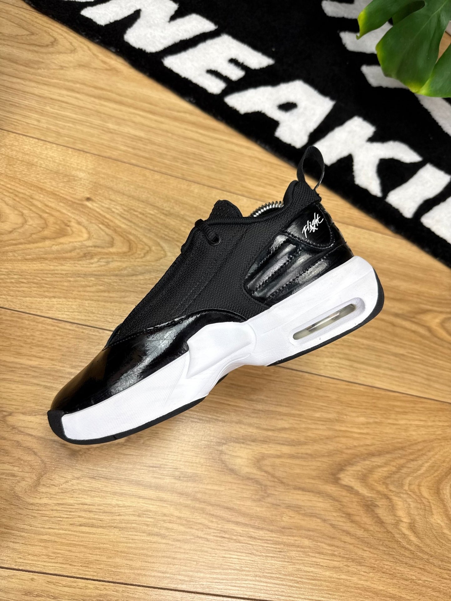 Nike Air Jordan Max Aura 6 (37.5)
