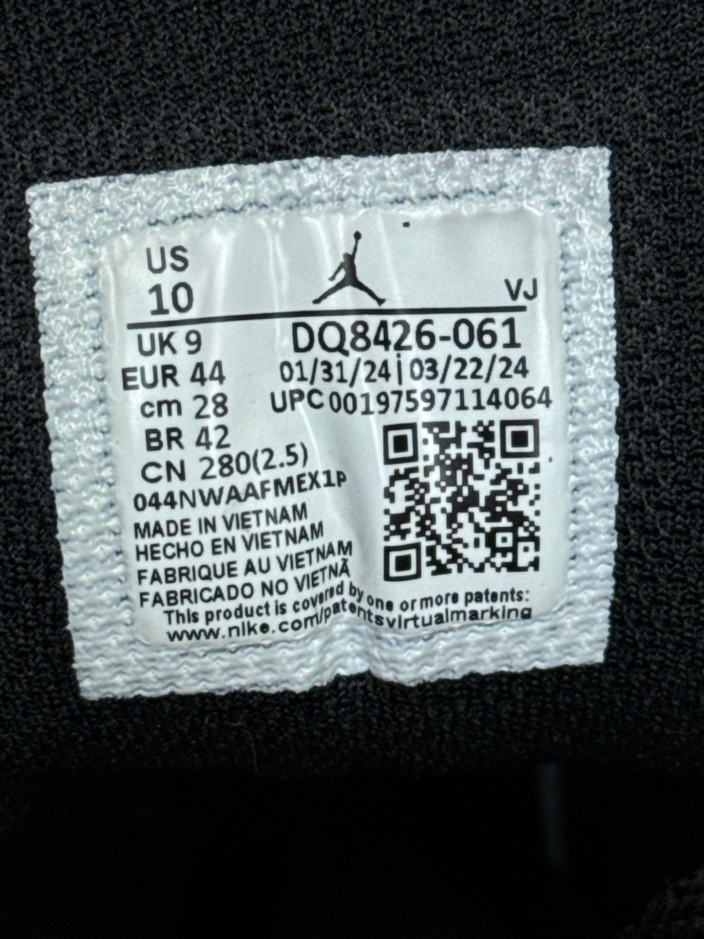 Nike Air Jordan 1 Mid (44)