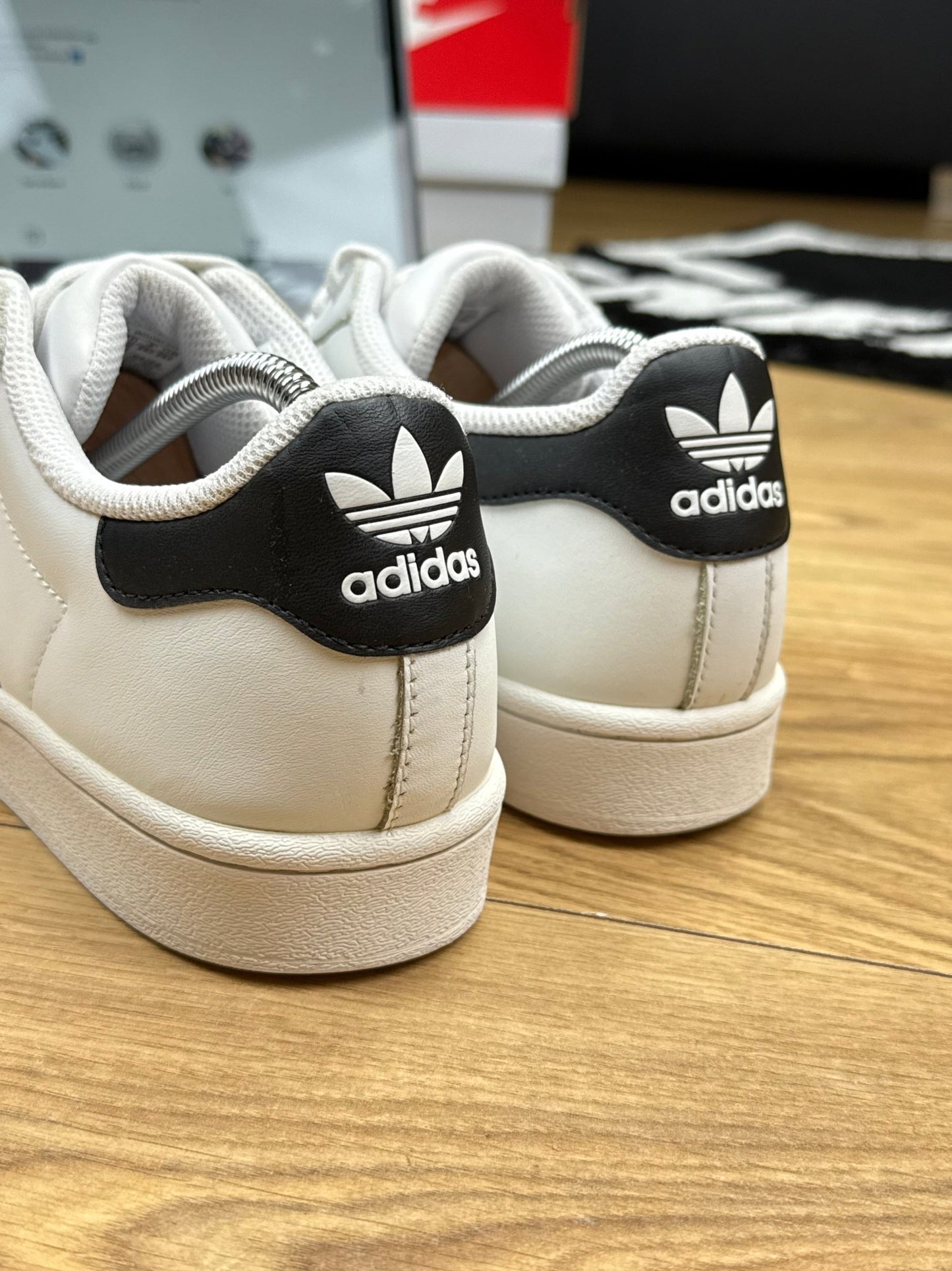 Adidas Superstar (42)