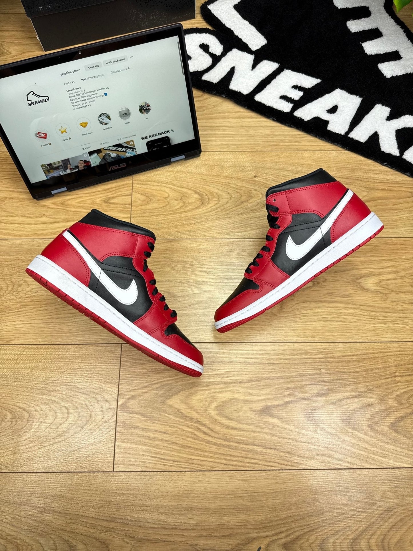 Nike Air Jordan 1 Mid (44)