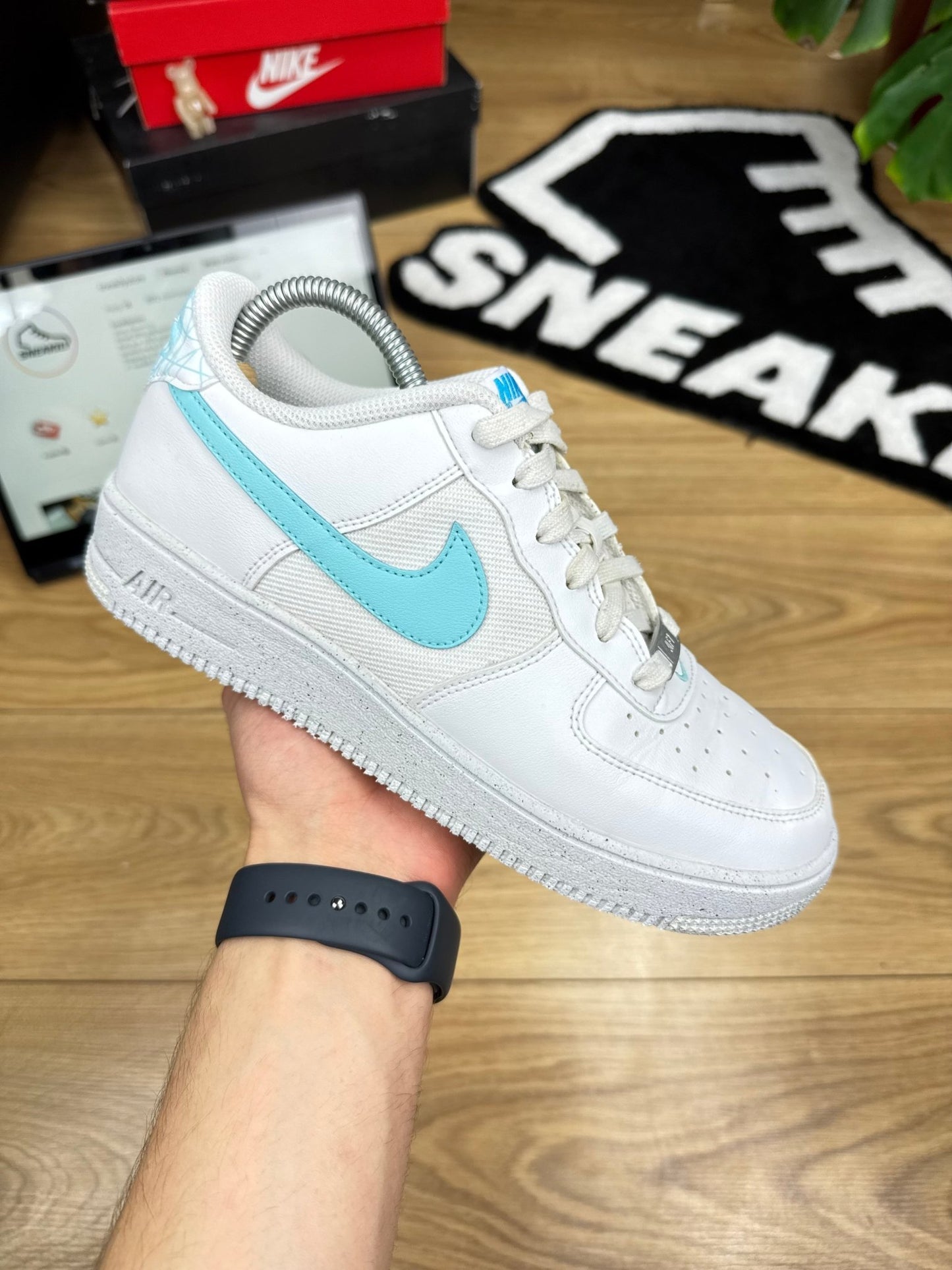 Nike Air Force 1 Low (40)