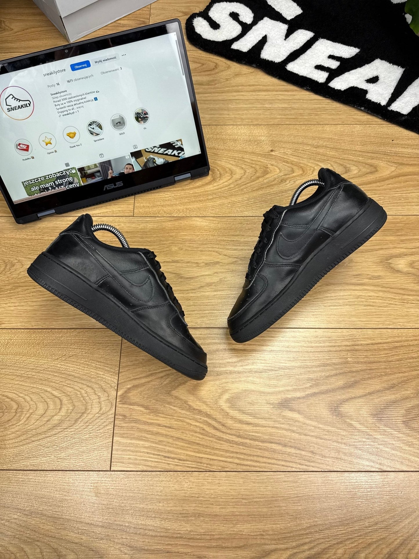 Nike Air Force 1 Low (38.5)