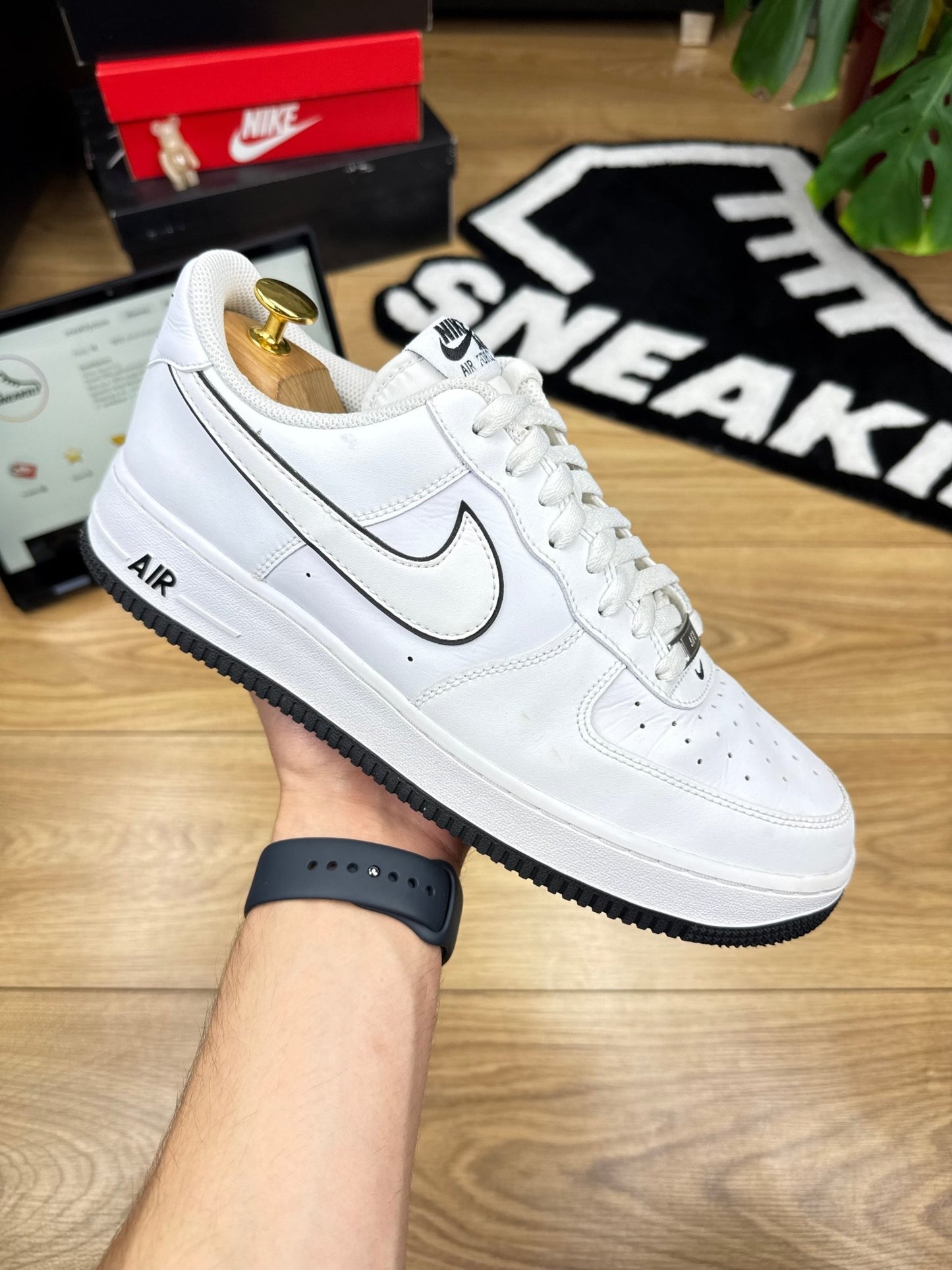 Nike Air Force 1 Low (44.5)