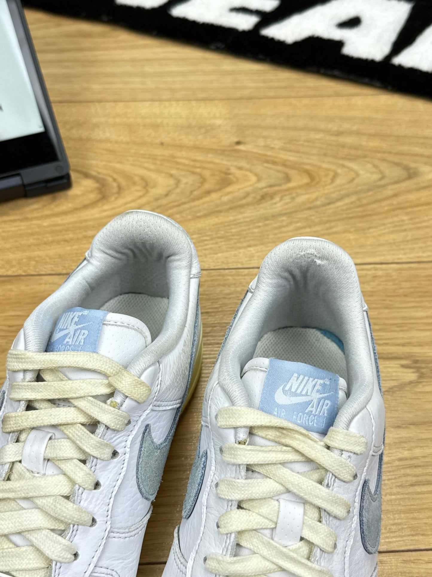 Nike Air Force 1 Low (40)