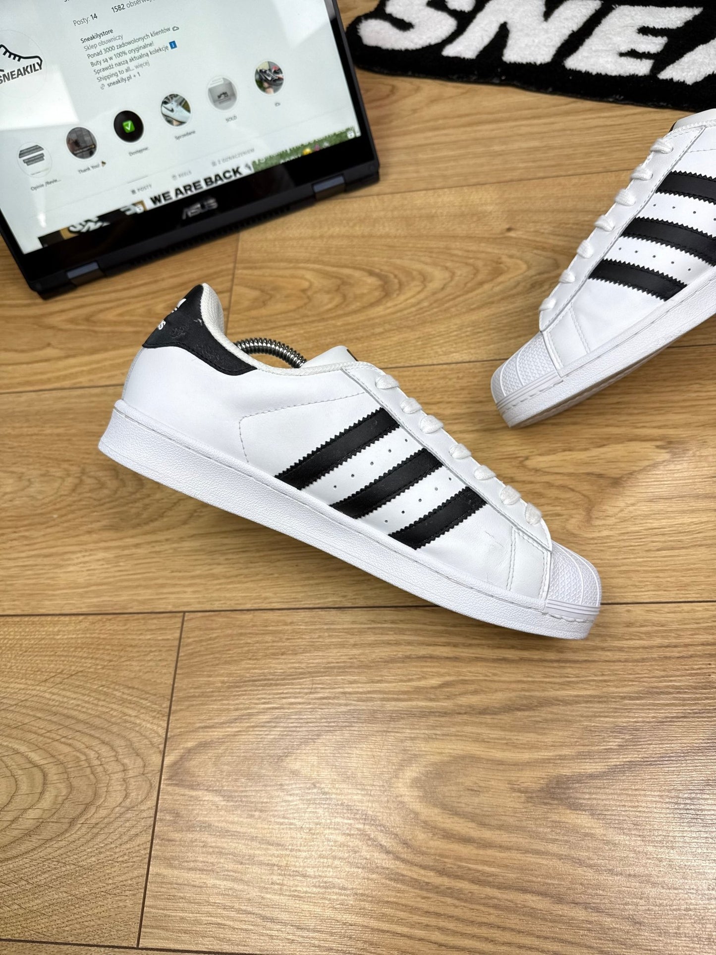 Adidas Superstar (44 2/3)