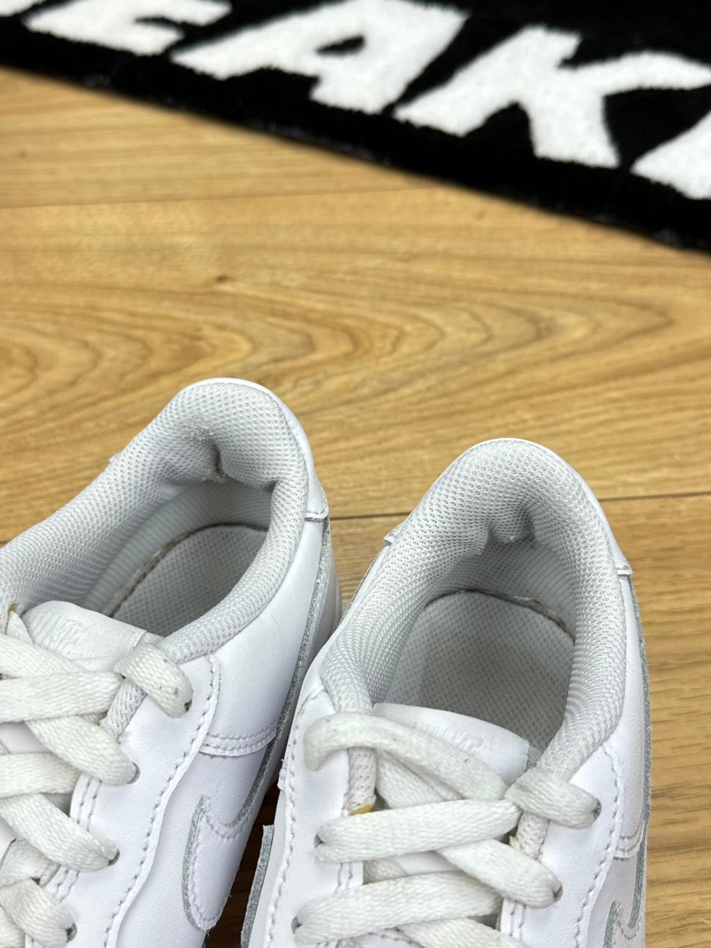 Nike Air Force 1 Low (36.5)