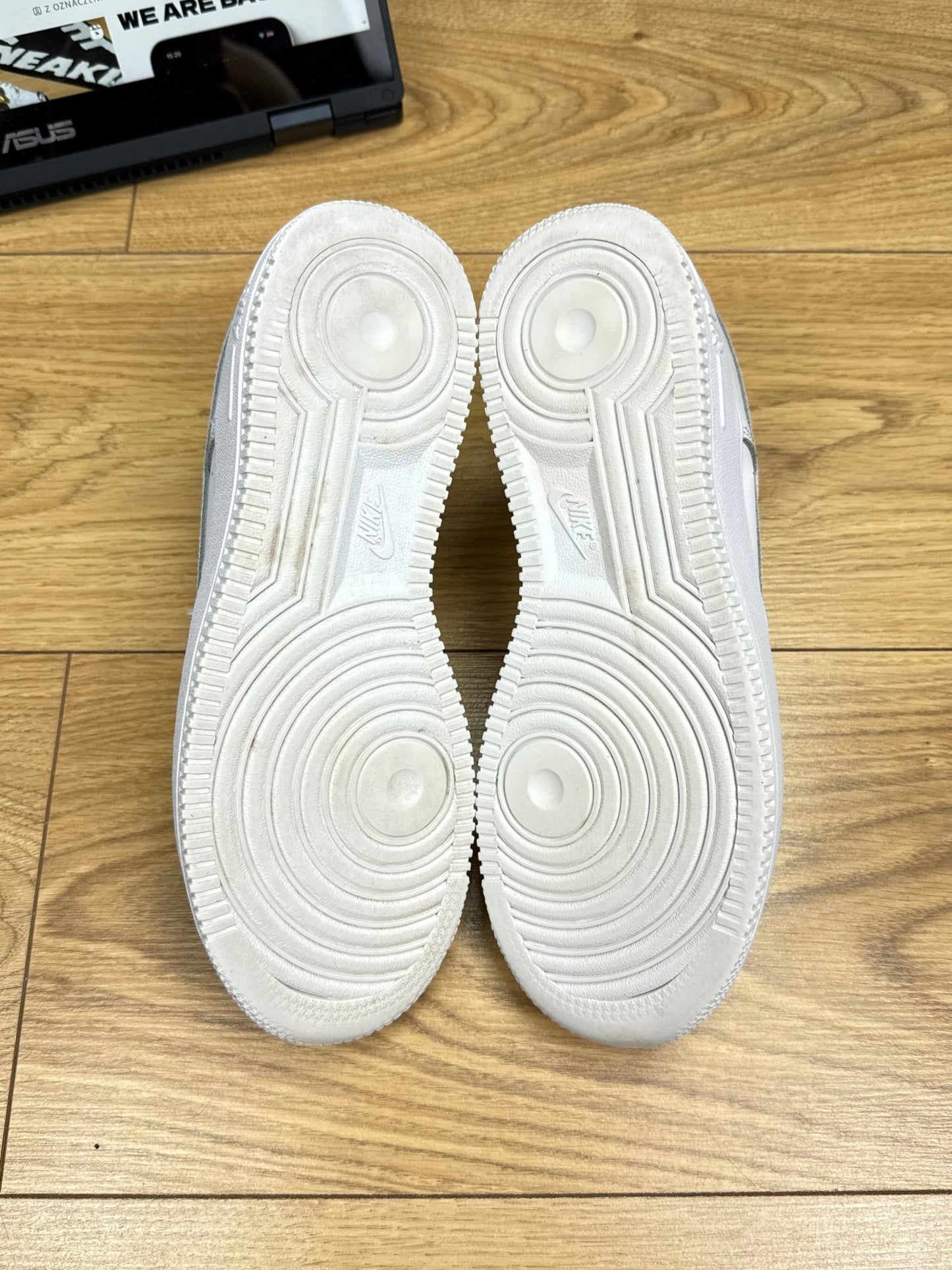 Nike Air Force 1 Low (38.5)