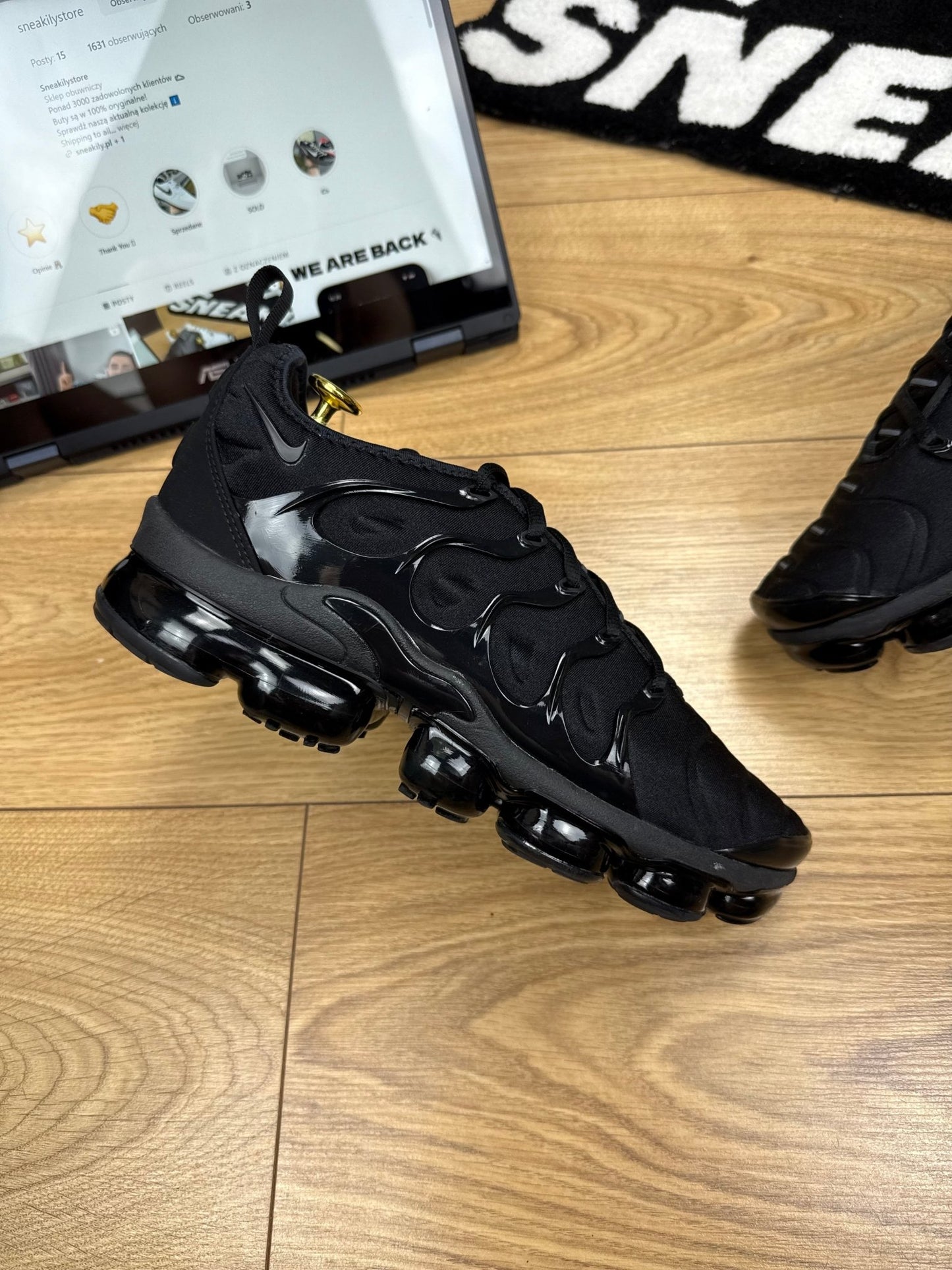 Nike Air Vapormax Plus (42)
