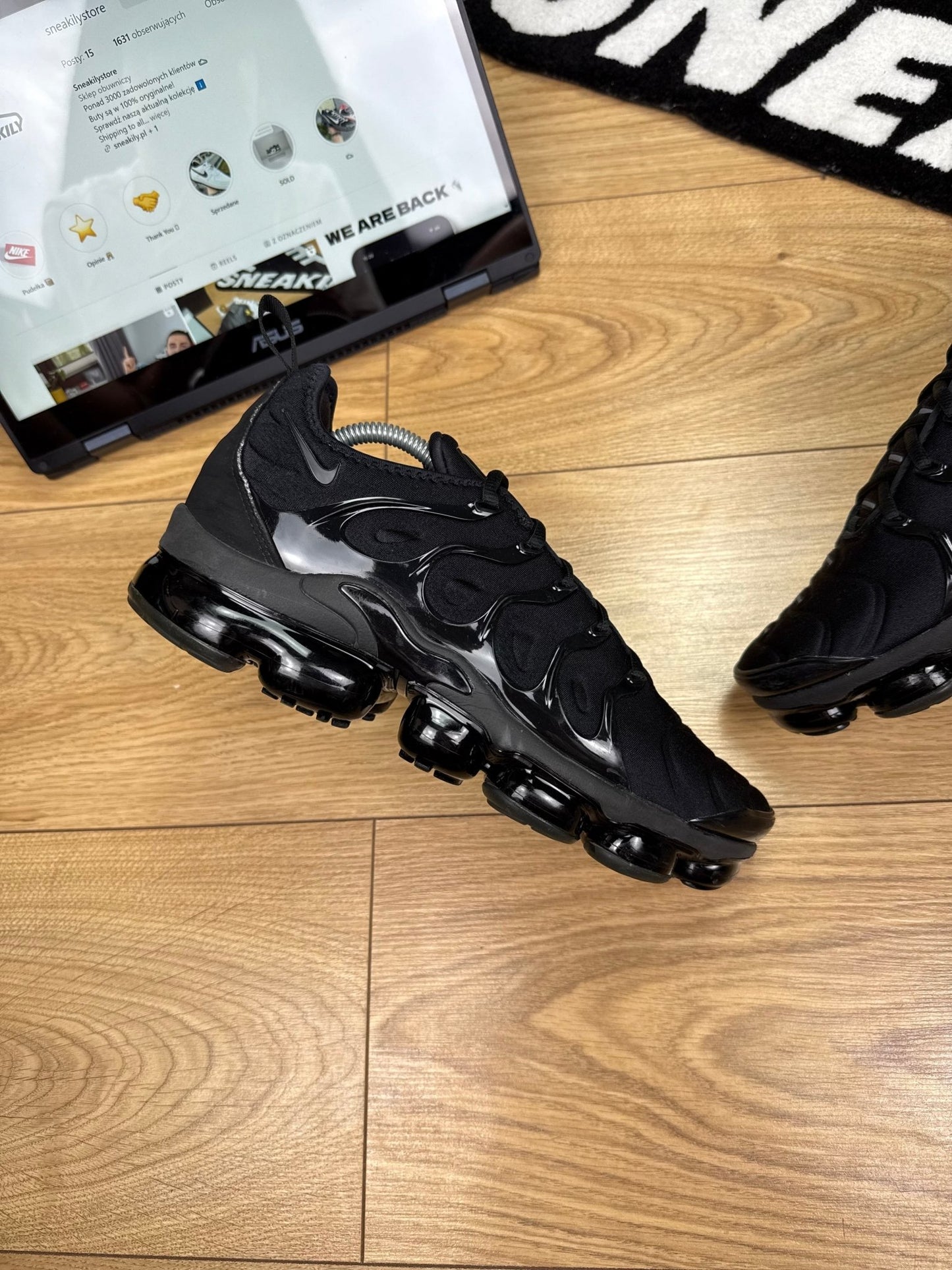 Nike Air Vapormax Plus (42.5)