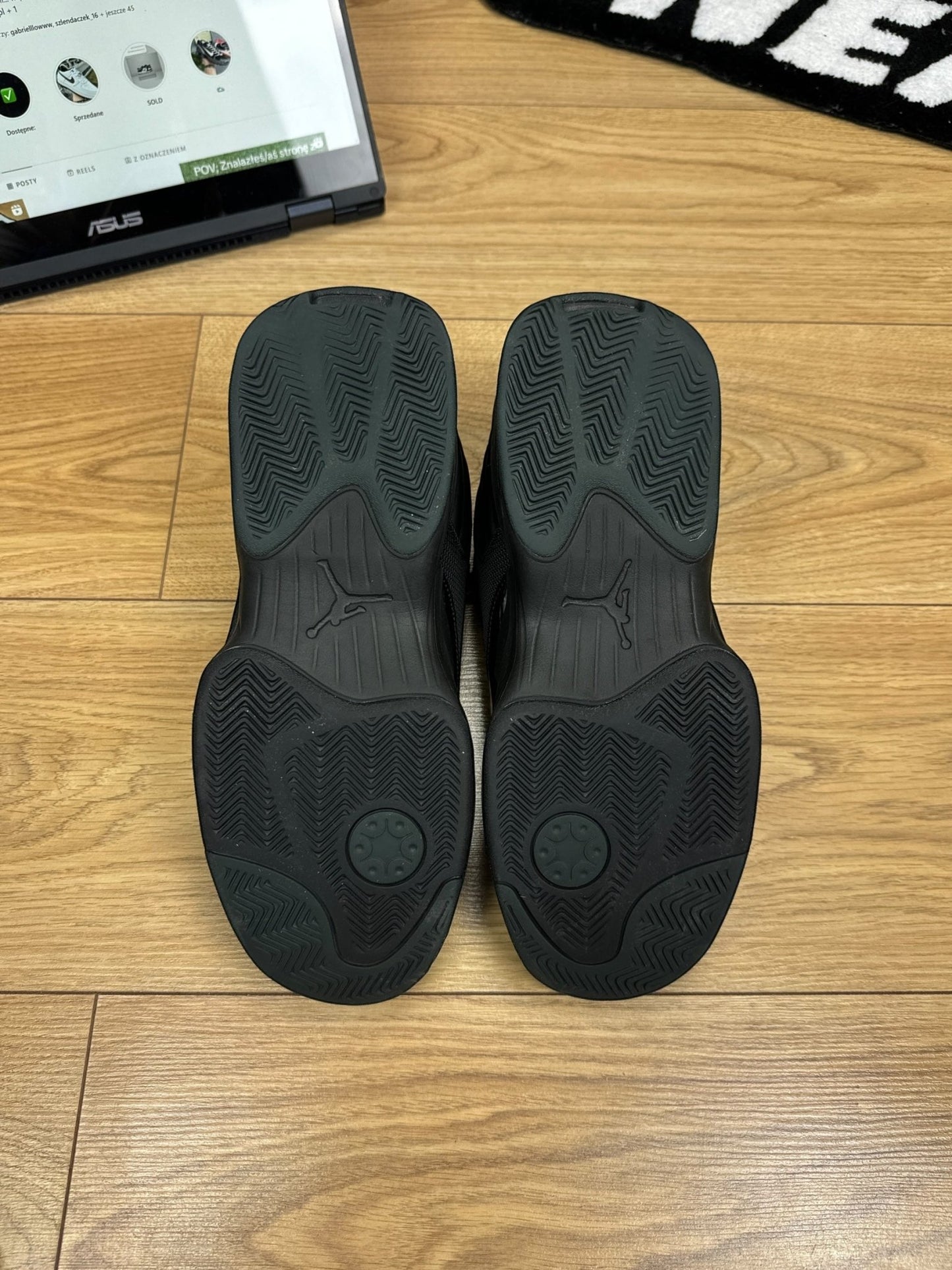 Nike Air Jordan Max Aura 6 (44)