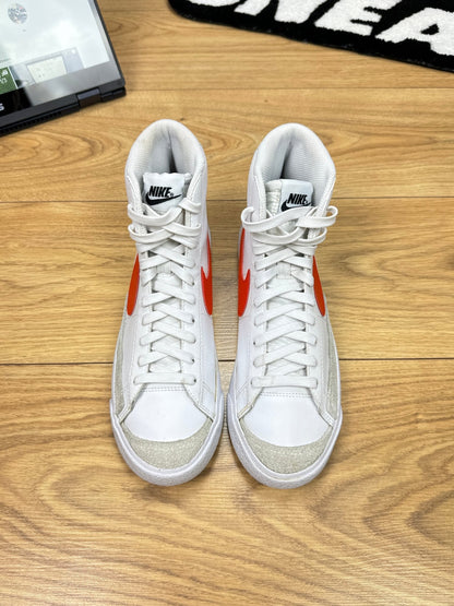 Nike Blazer Mid 77 (40)