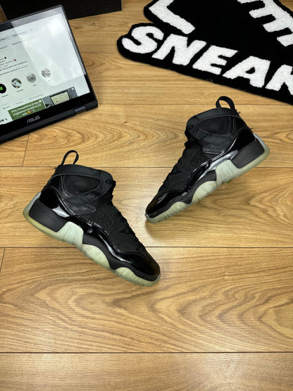 Nike Air Jordan Jumpman Two Trey (39)