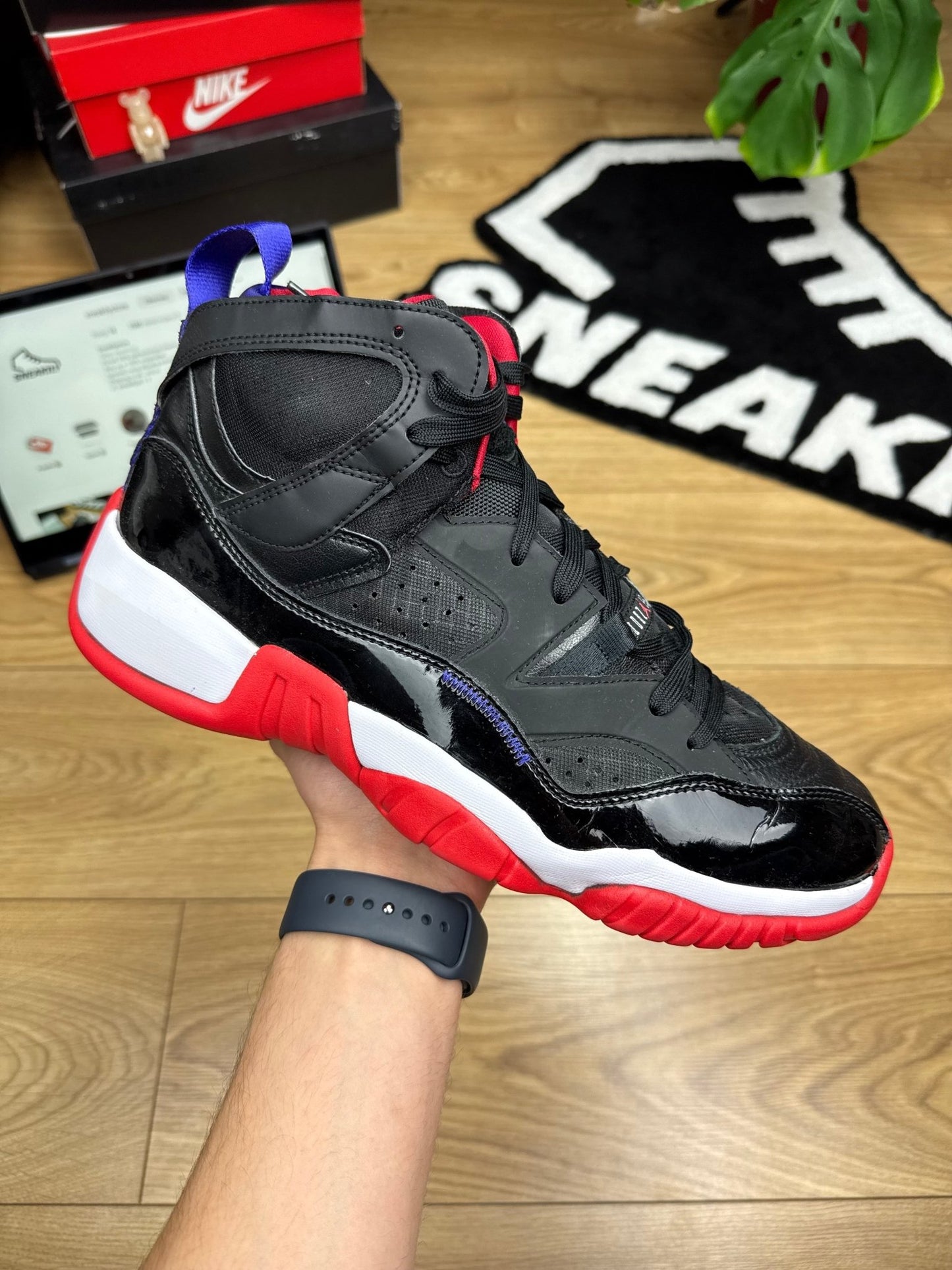 Nike Air Jordan Jumpman Two Trey (45.5)