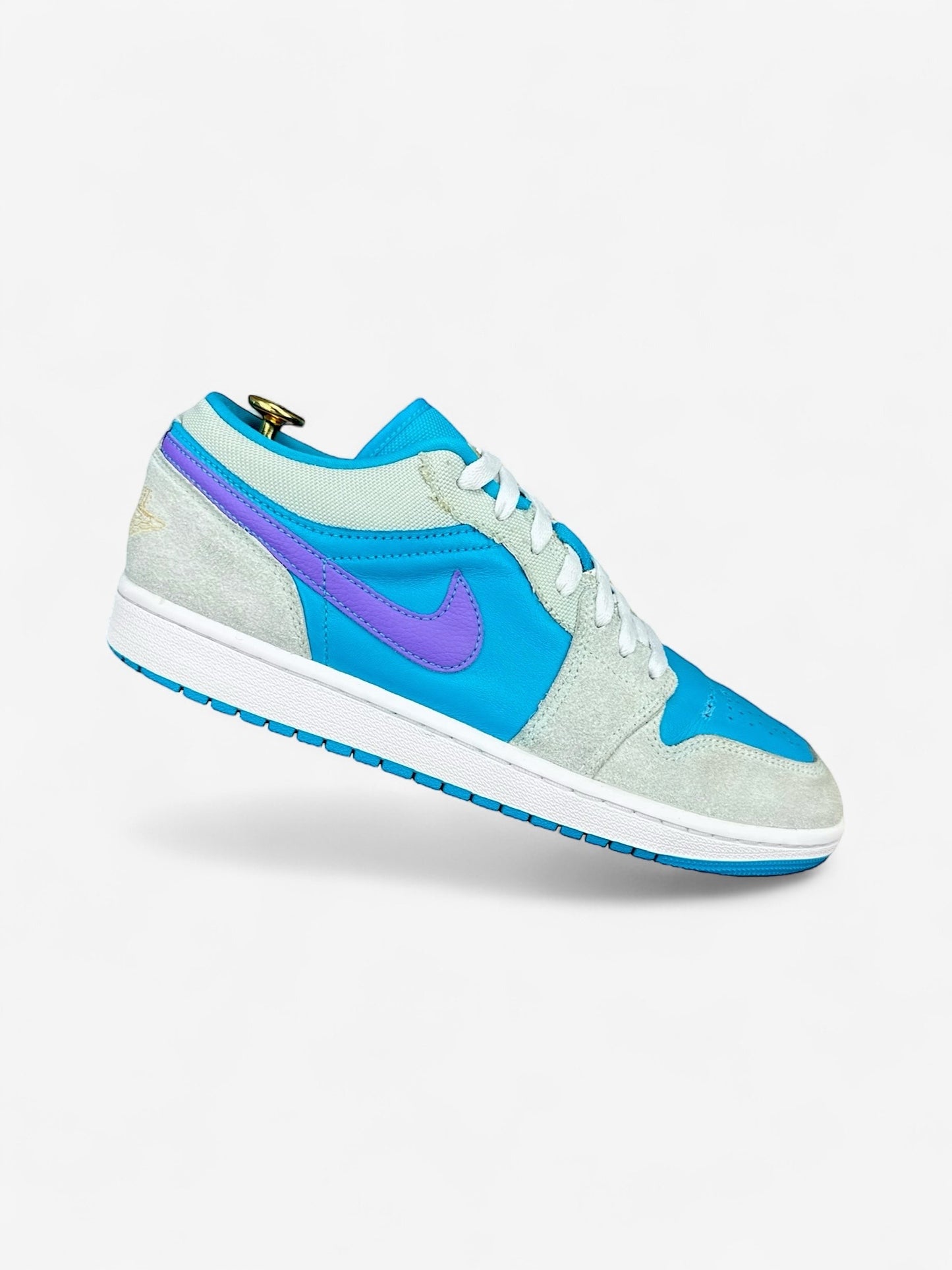 Nike Air Jordan 1 Low (42.5)