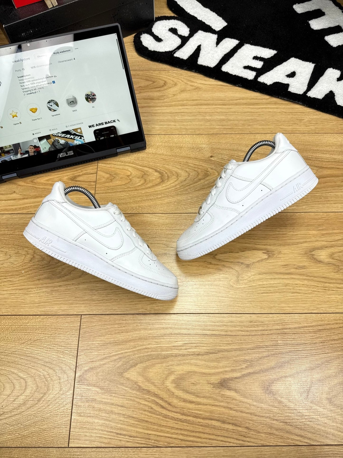 Nike Air Force 1 Low (37.5)