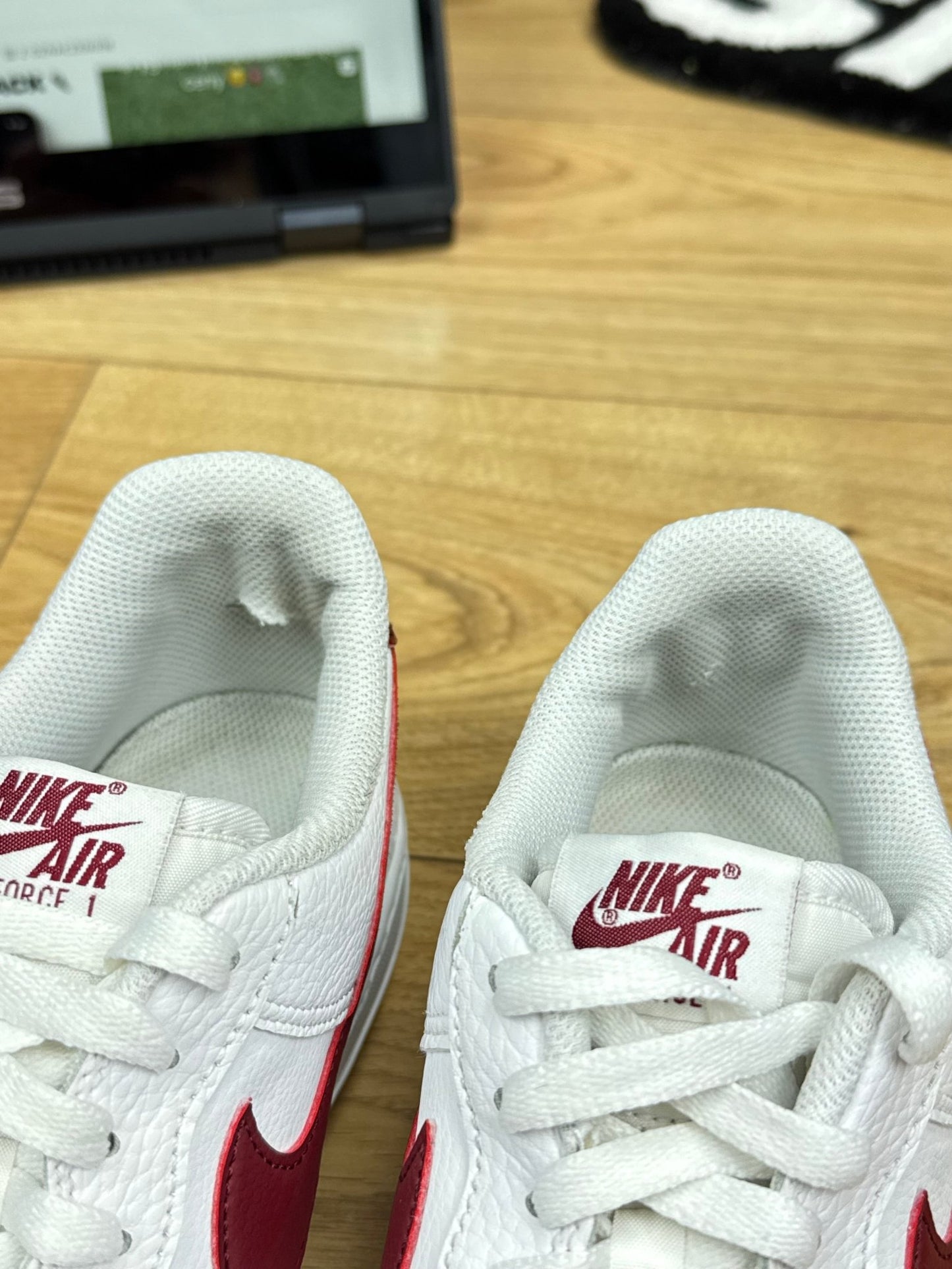 Nike Air Force 1 Low (42.5)