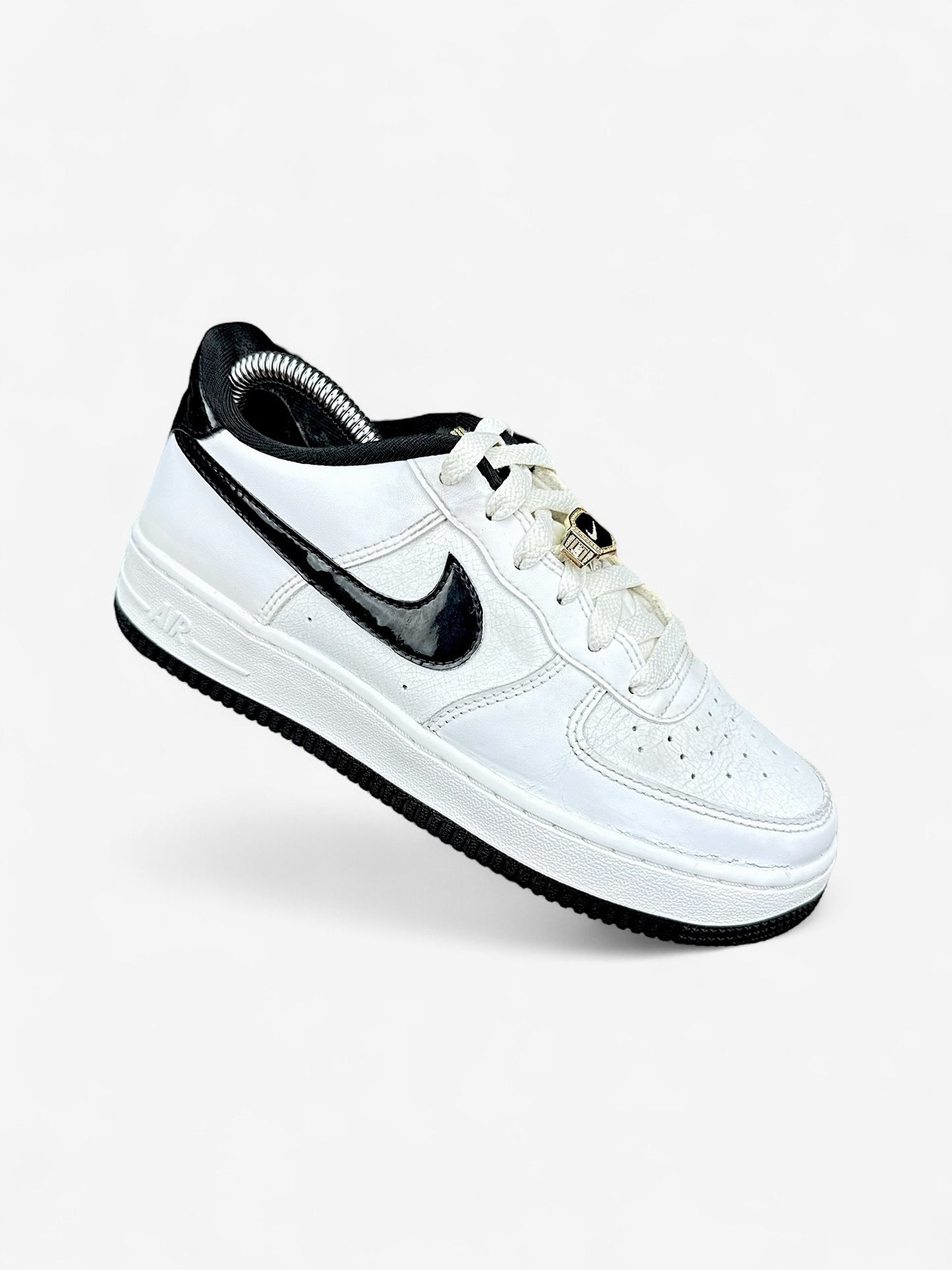 Nike Air Force 1 Low (37.5)