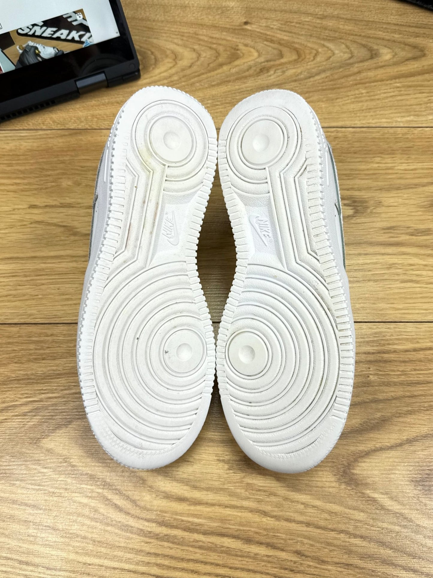 Nike Air Force 1 Low (38)