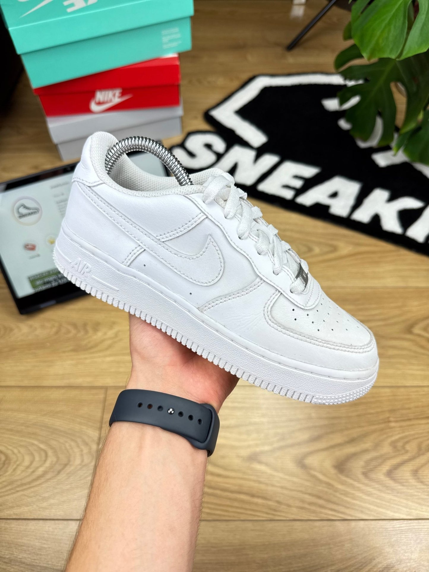 Nike Air Force 1 Low (36.5)