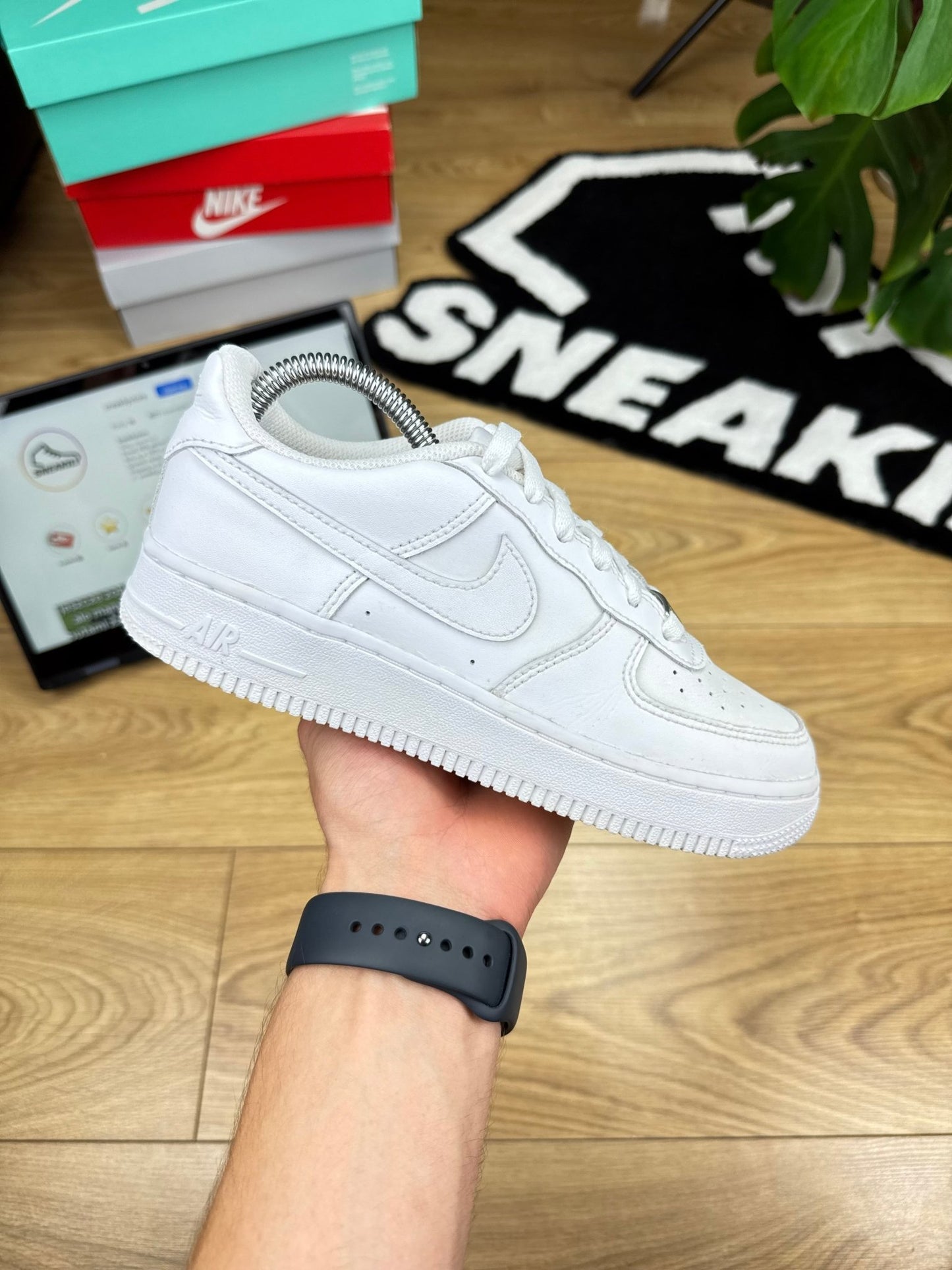 Nike Air Force 1 Low (36.5)