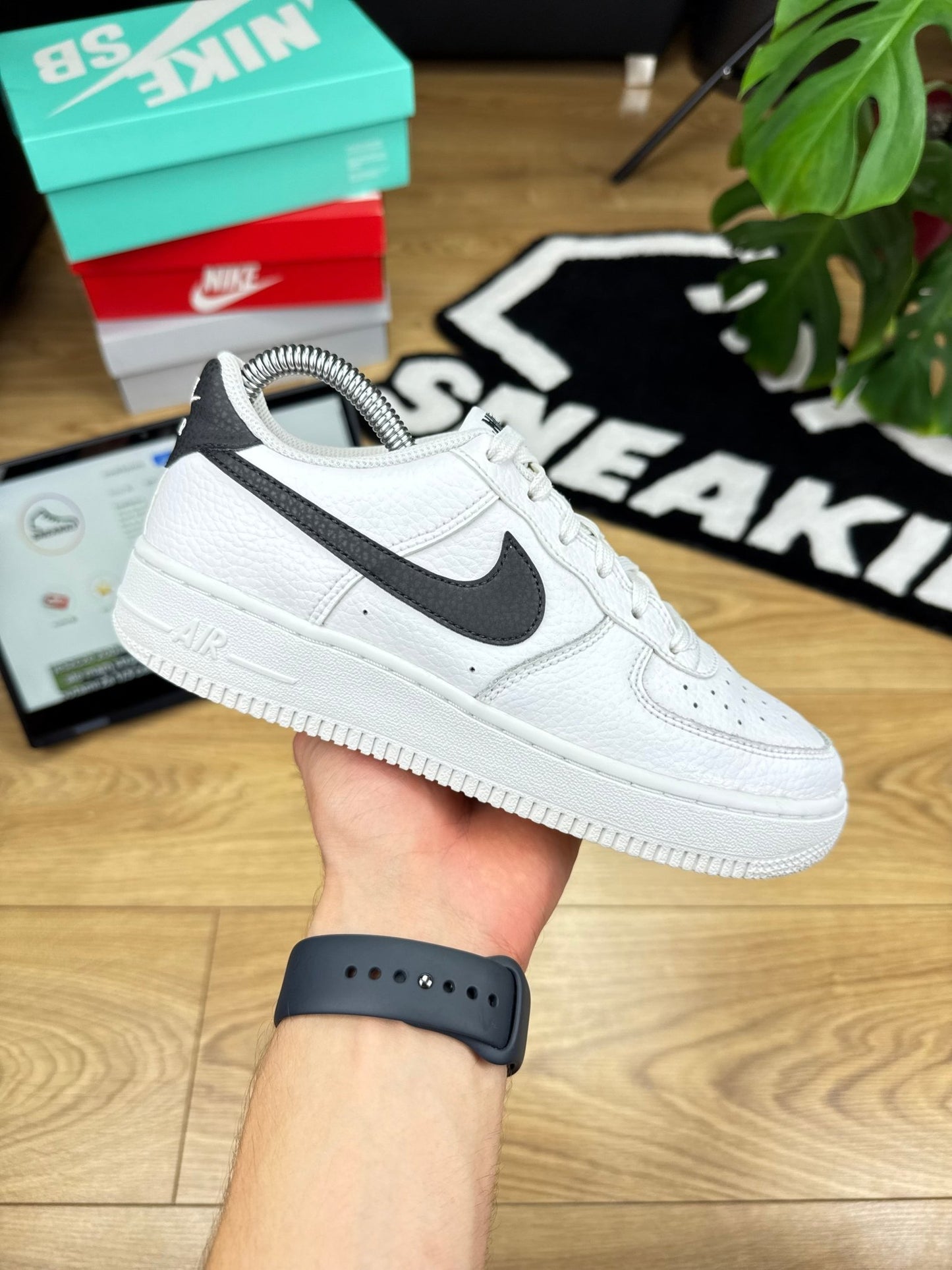 Nike Air Force 1 Low (36.5)
