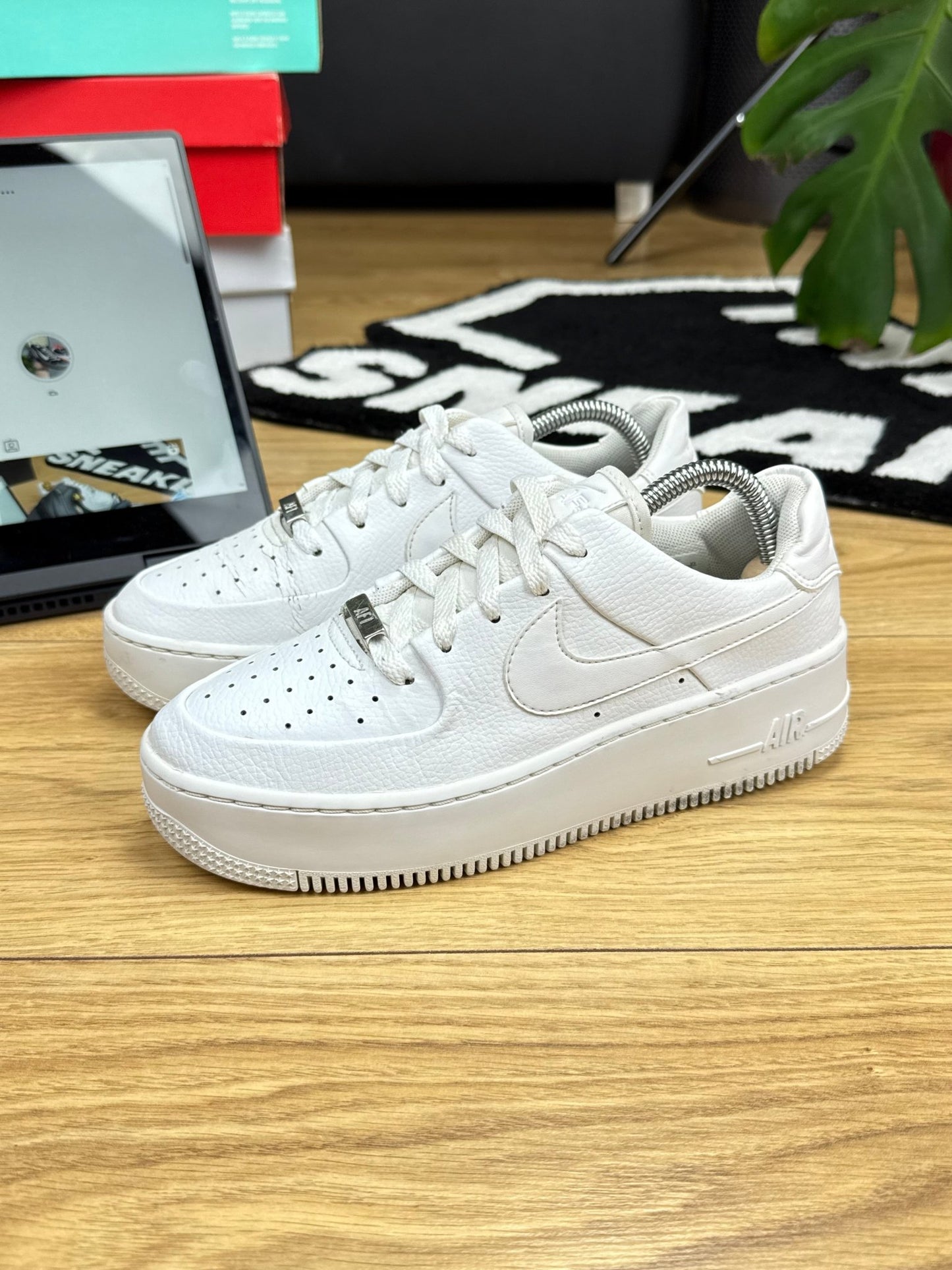 Nike Air Force 1 Sage (38)