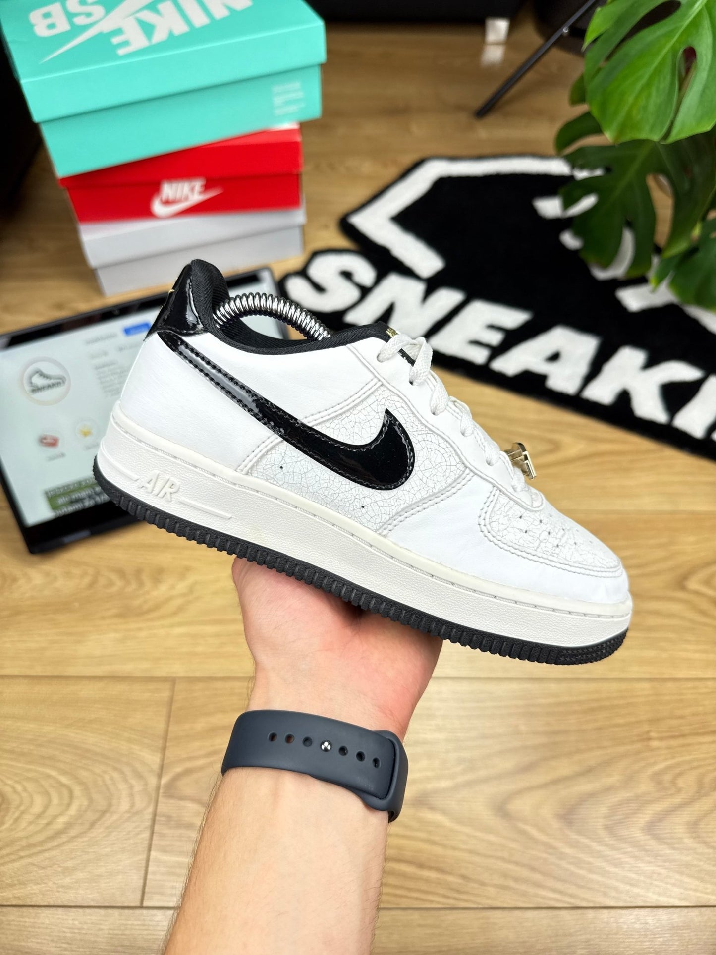 Nike Air Force 1 Low (36.5)