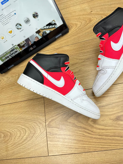 Nike Air Jordan 1 Mid (38)