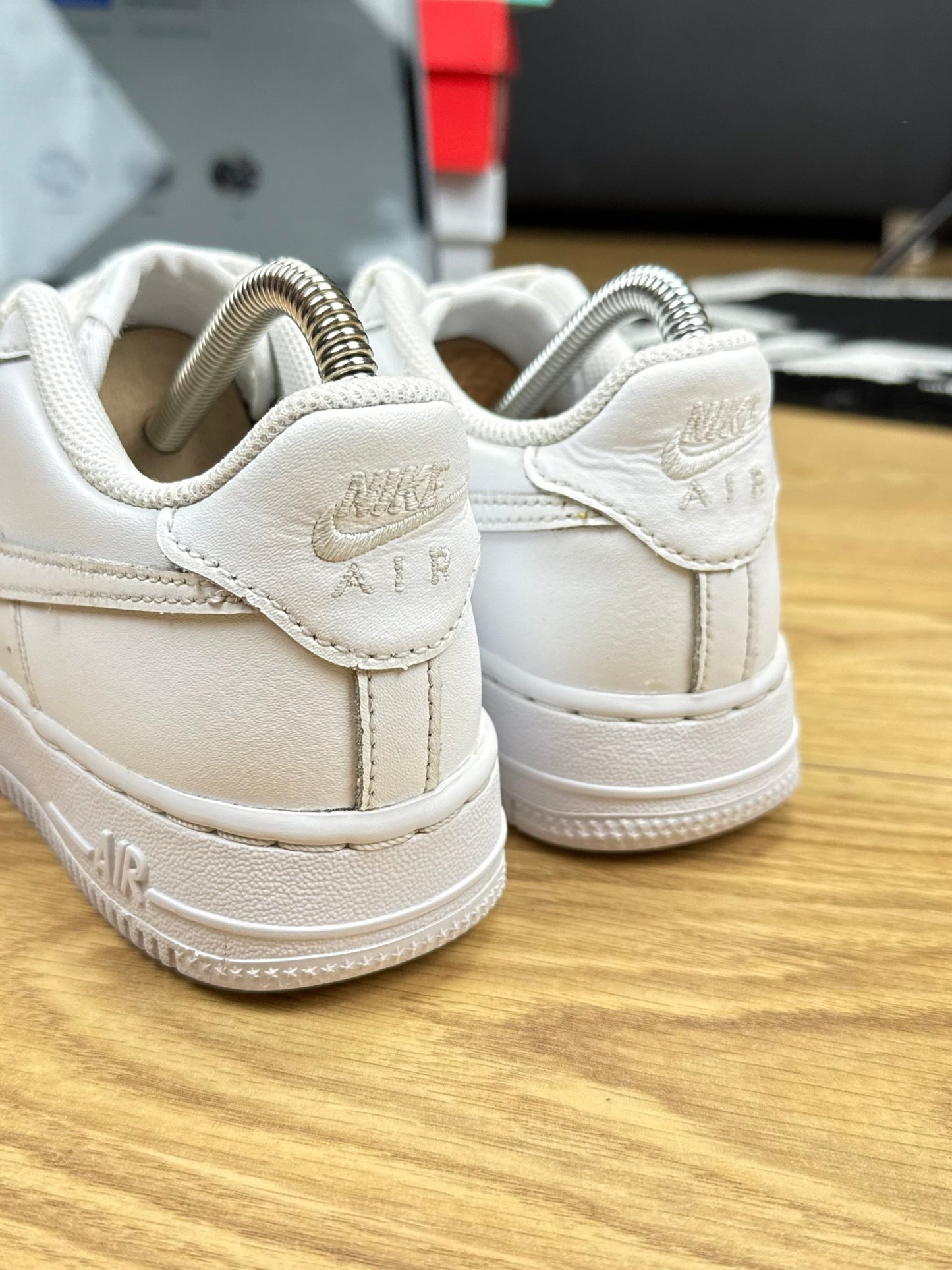 Nike Air Force 1 Low (36.5)