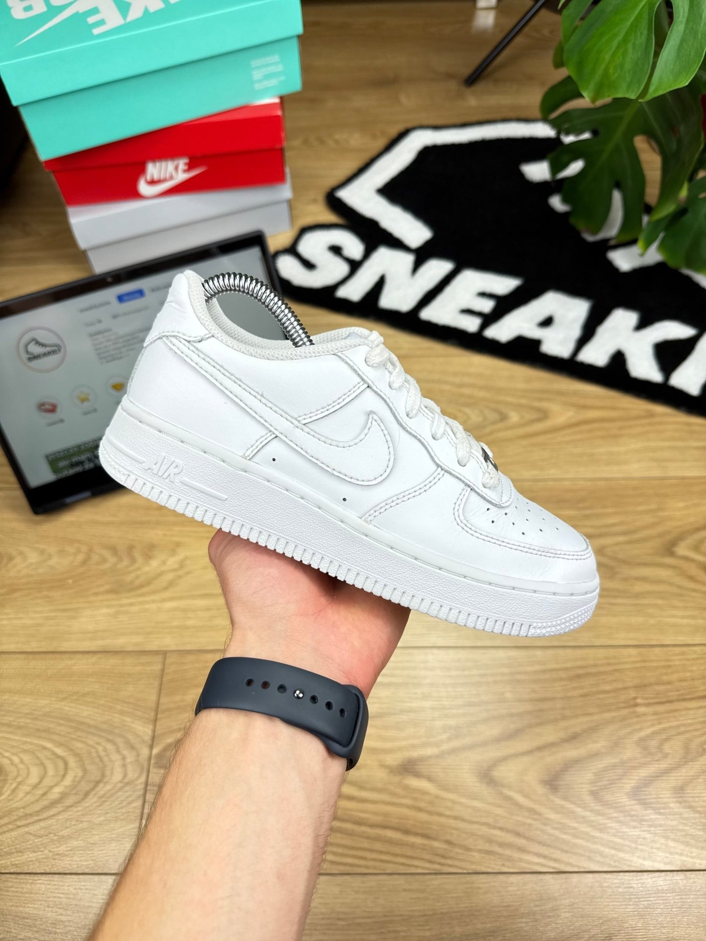 Nike Air Force 1 Low (36.5)