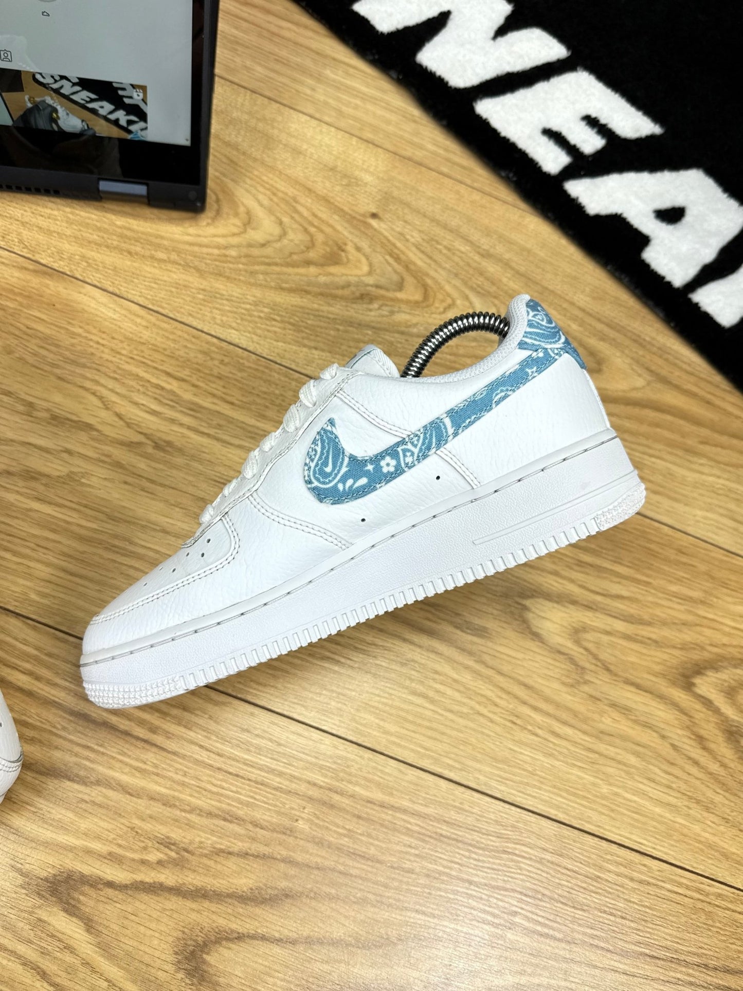 Nike Air Force 1 Low (38.5)