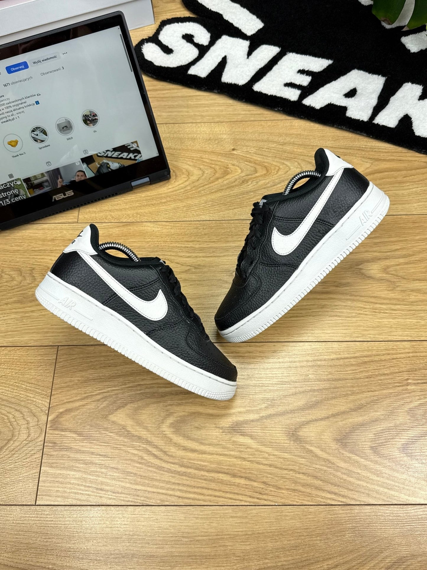 Nike Air Force 1 Low (37.5)