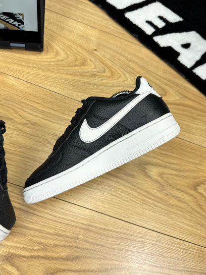 Nike Air Force 1 Low (37.5)